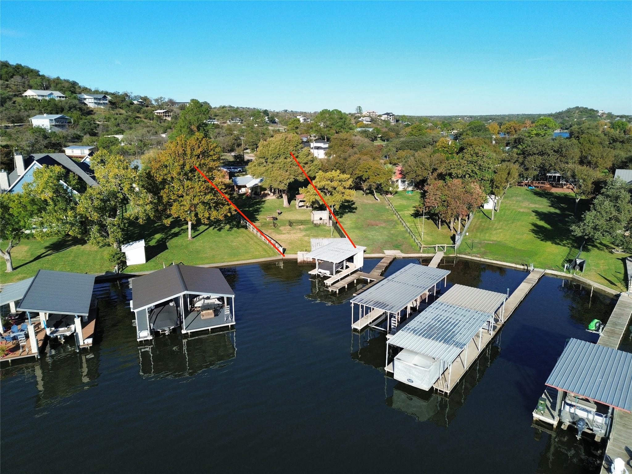 316 Skyline Dr, Sunrise Beach, TX 78643
