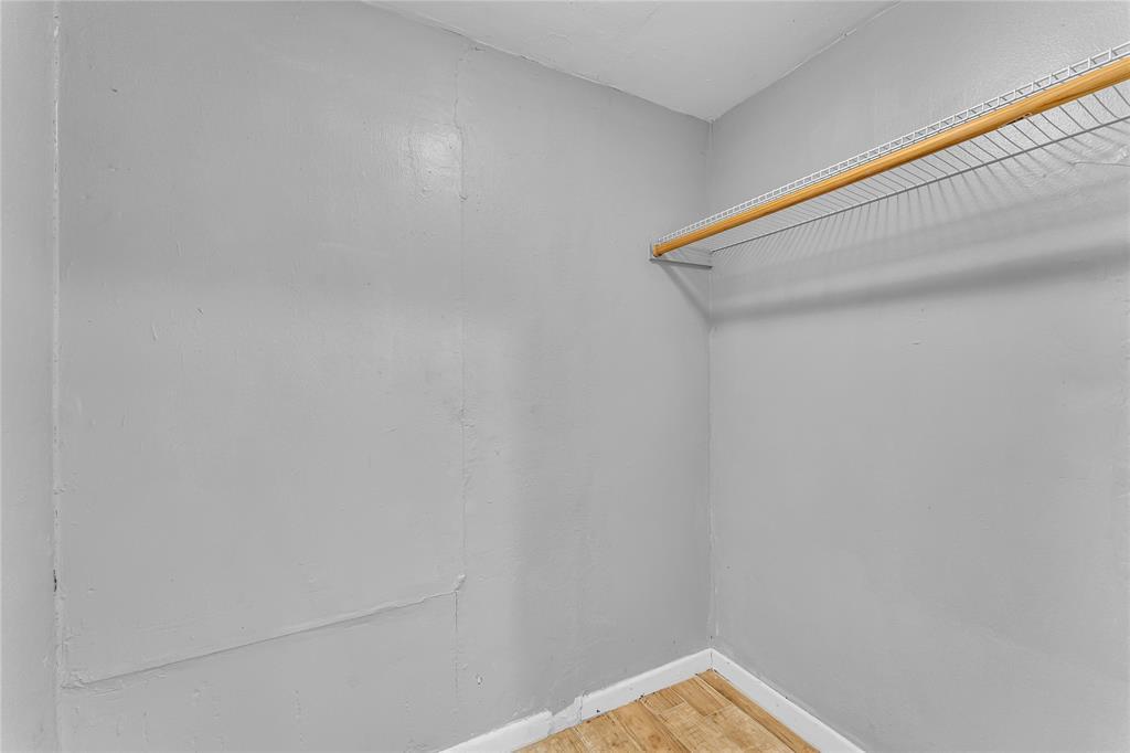 117 Travis St, Taylor, TX 76574