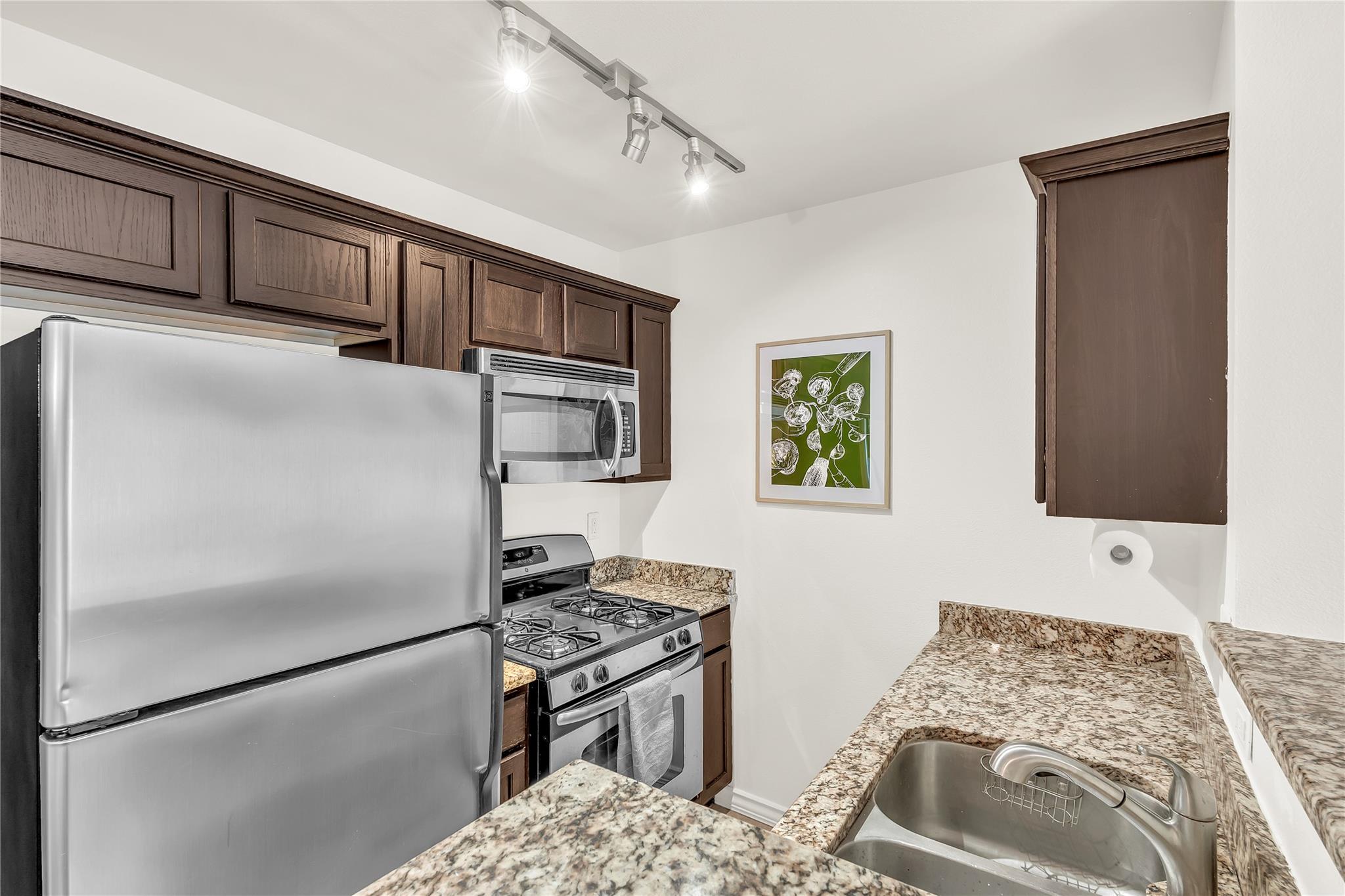 1307 Norwalk Ln # 206, Austin, TX 78703