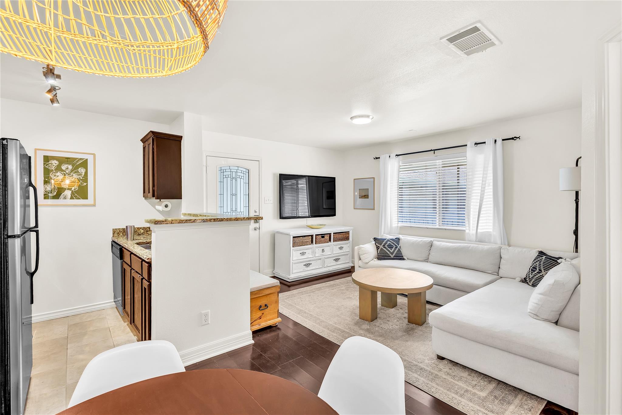 1307 Norwalk Ln # 206, Austin, TX 78703