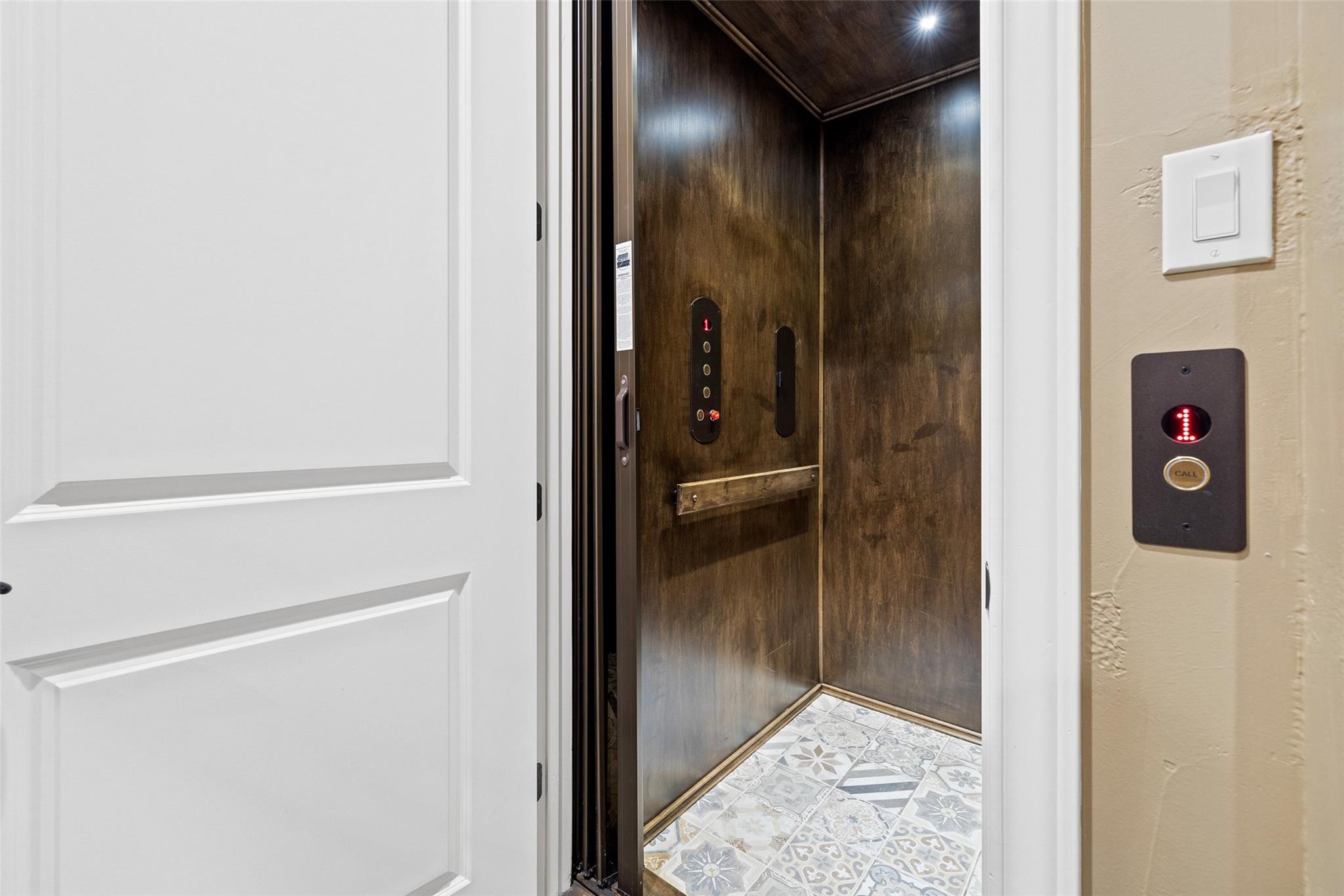 1039 Bluewater Pl, Spring Branch, TX 78070