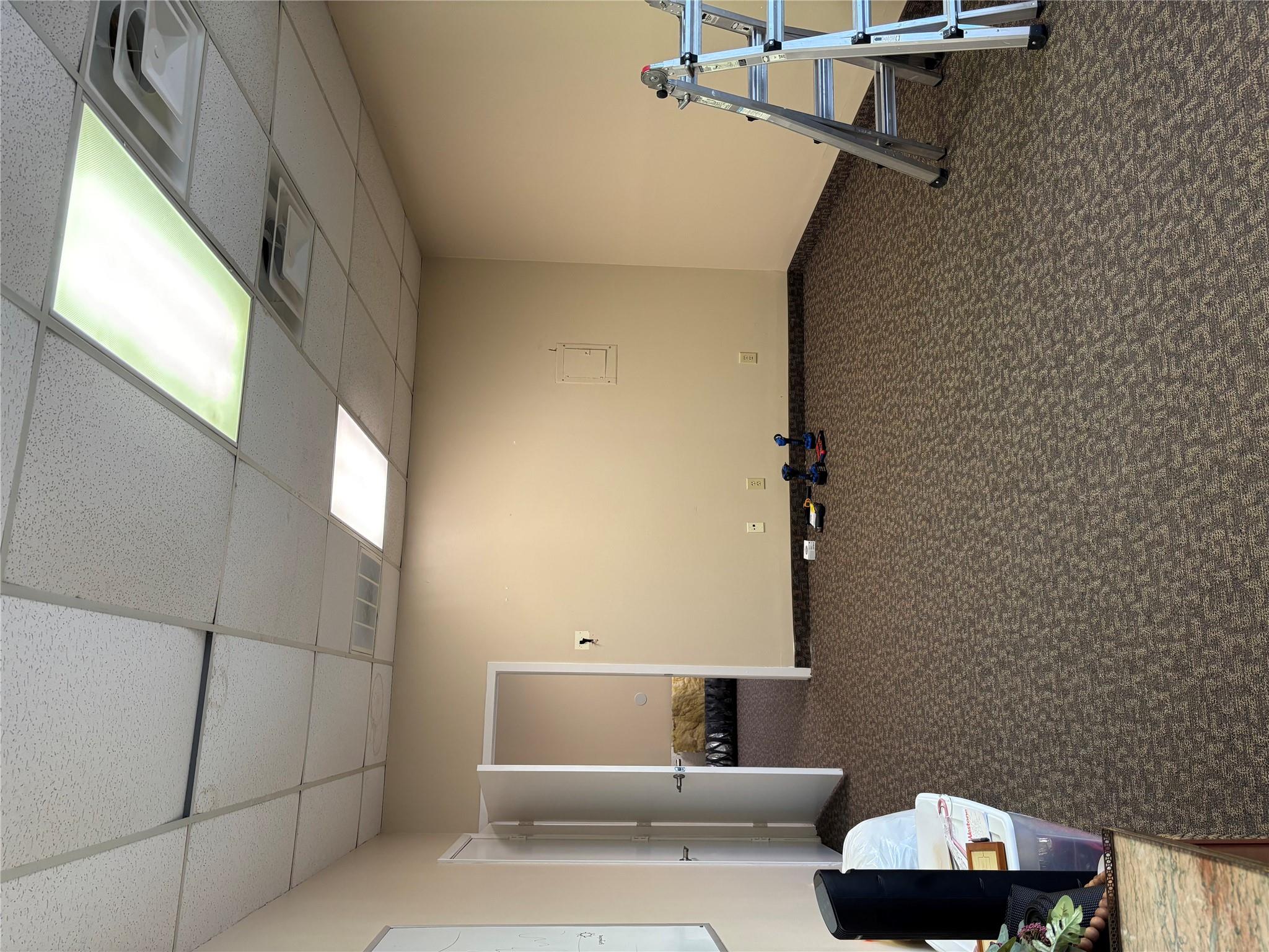 8840 Business Park Dr, Austin, TX 78759