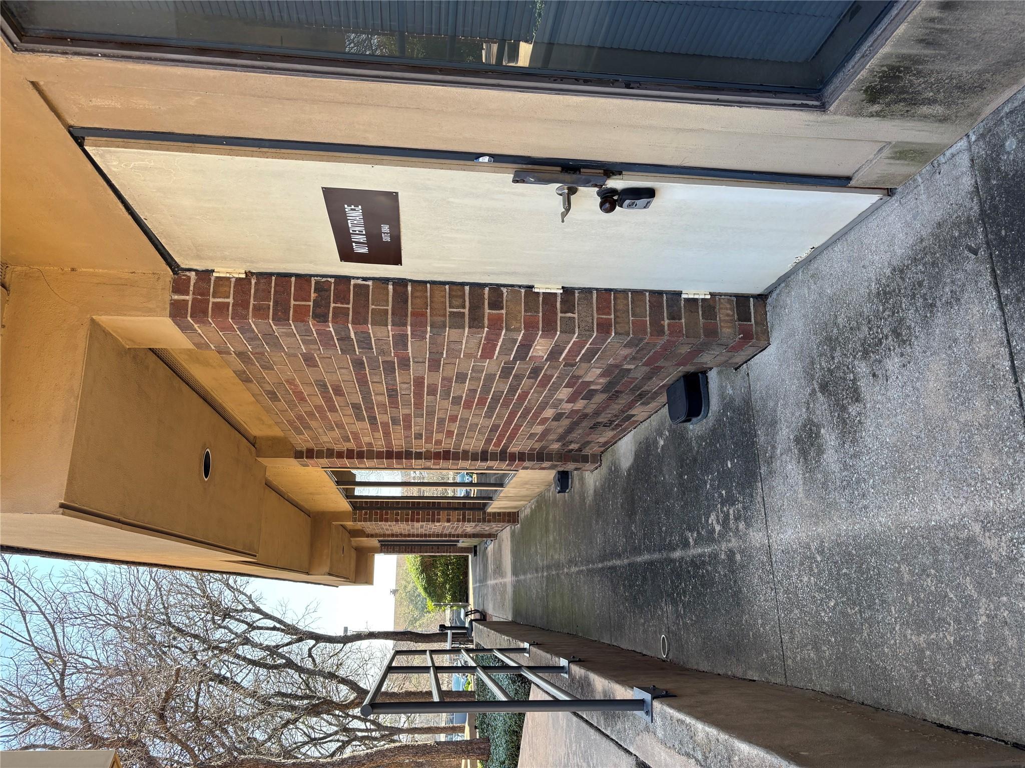 8840 Business Park Dr, Austin, TX 78759