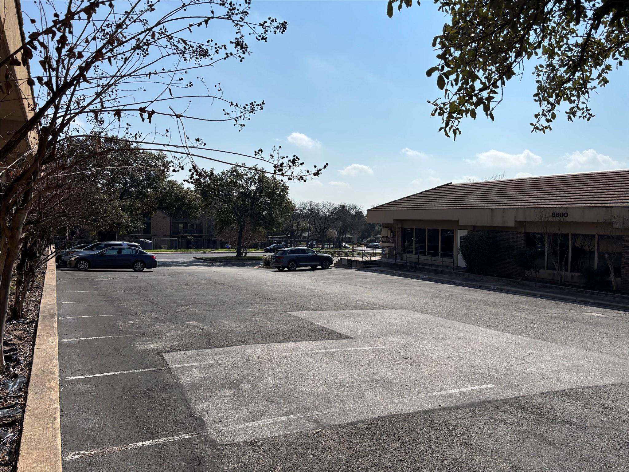 8840 Business Park Dr, Austin, TX 78759