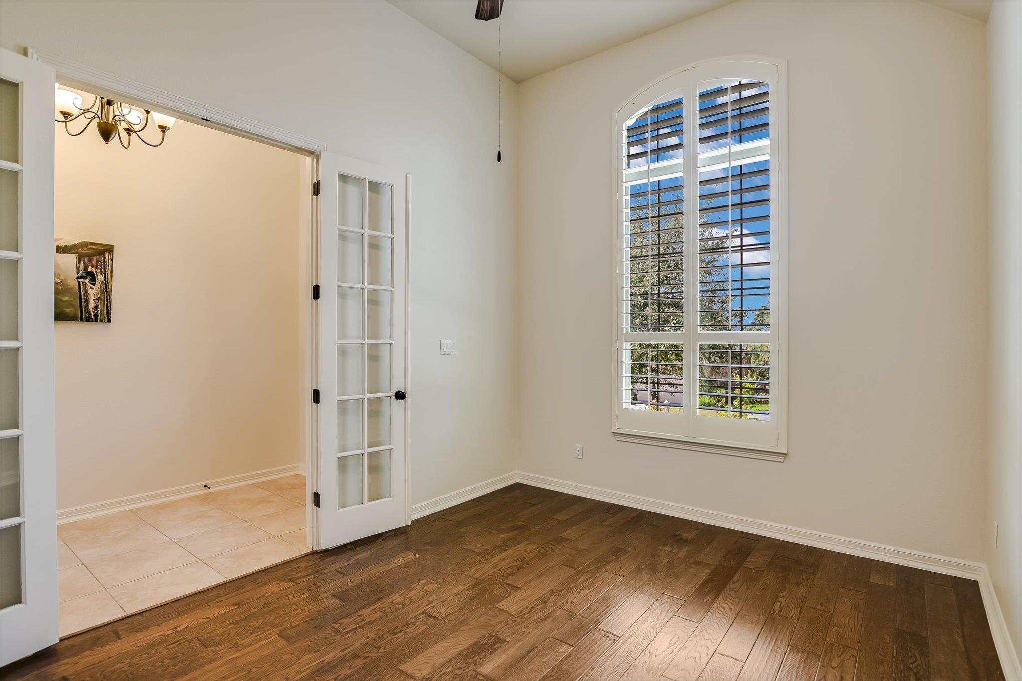 213 Mirafield Ln, Austin, TX 78737