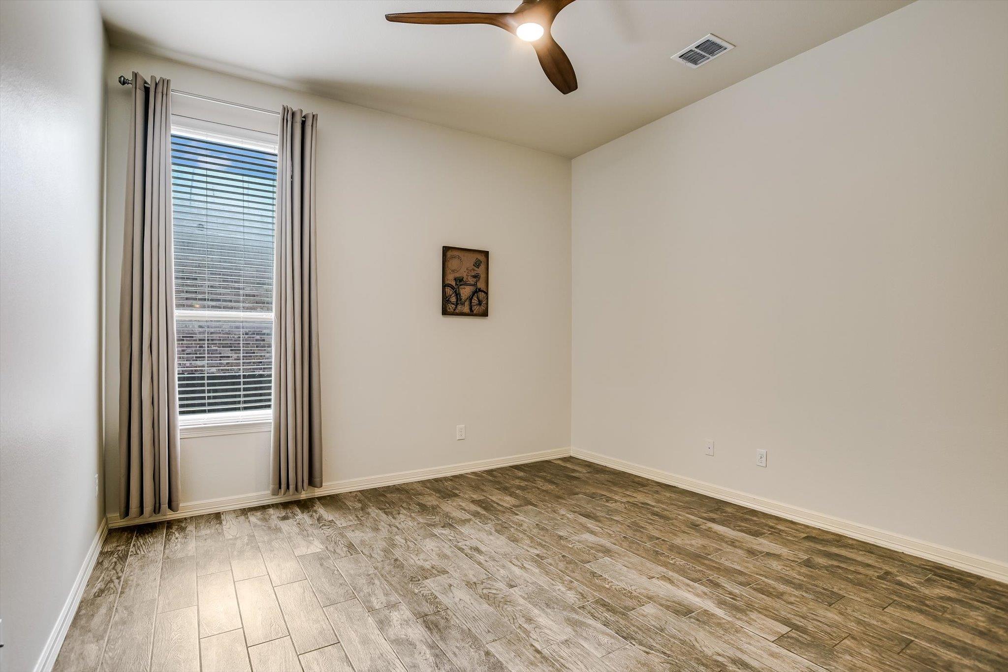 213 Mirafield Ln, Austin, TX 78737