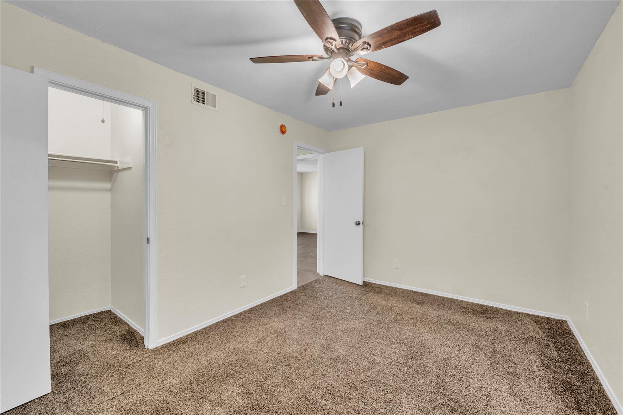 108 Hillside Cv # B, Elgin, TX 78621