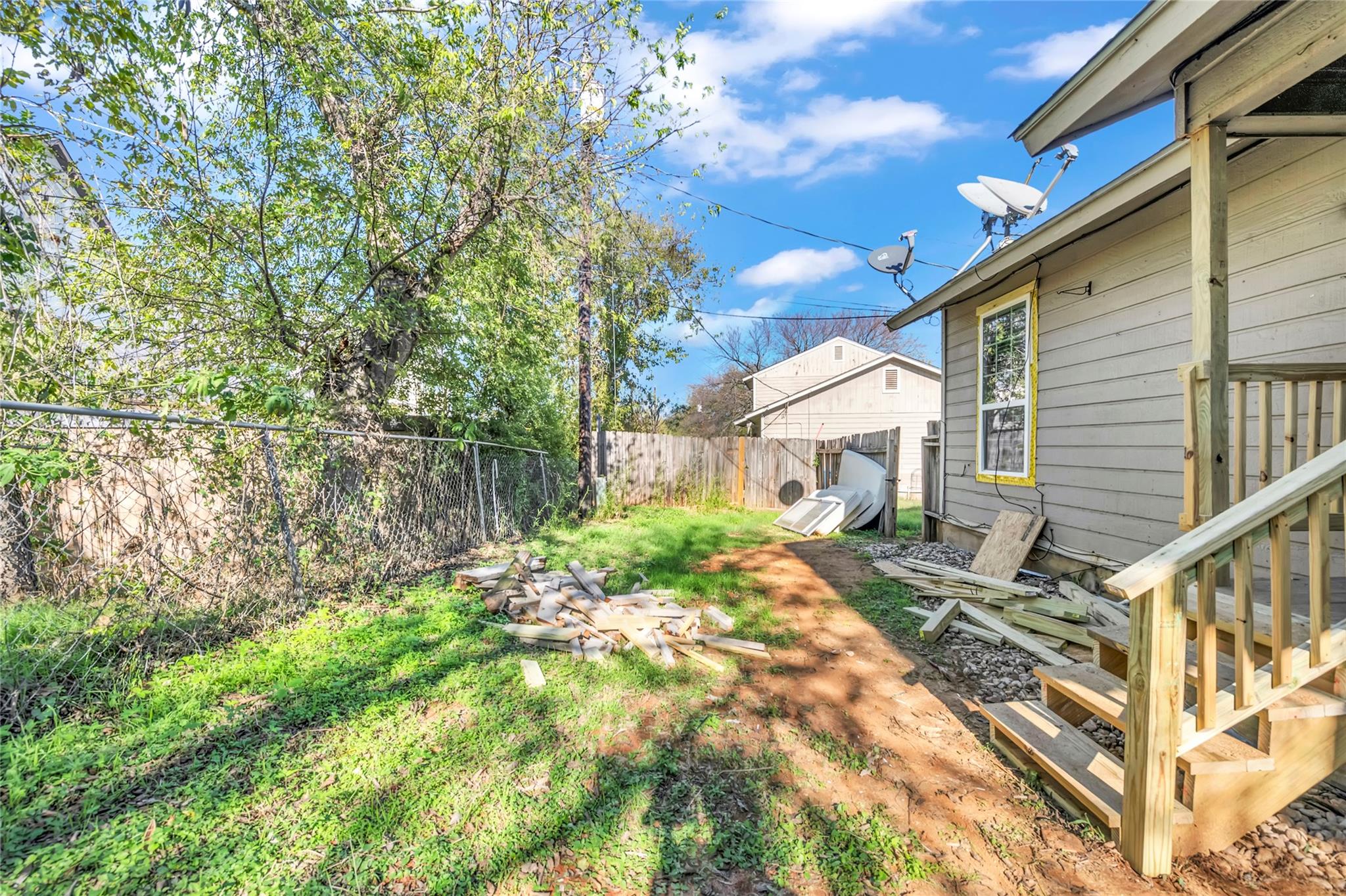 108 Hillside Cv # B, Elgin, TX 78621