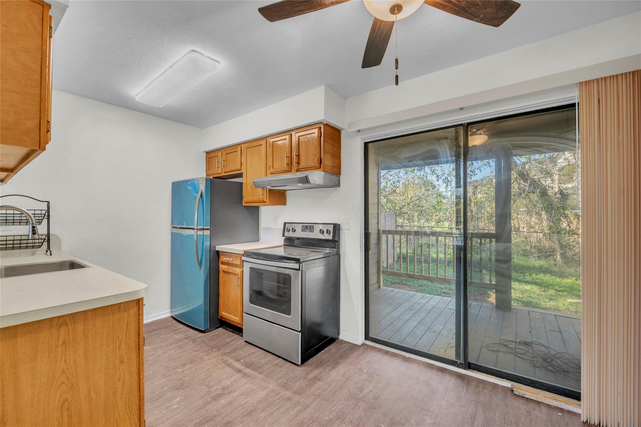 108 Hillside Cv # B, Elgin, TX 78621