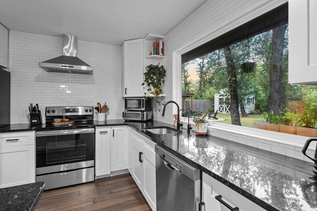 9308 Meadowheath Dr, Austin, TX 78729