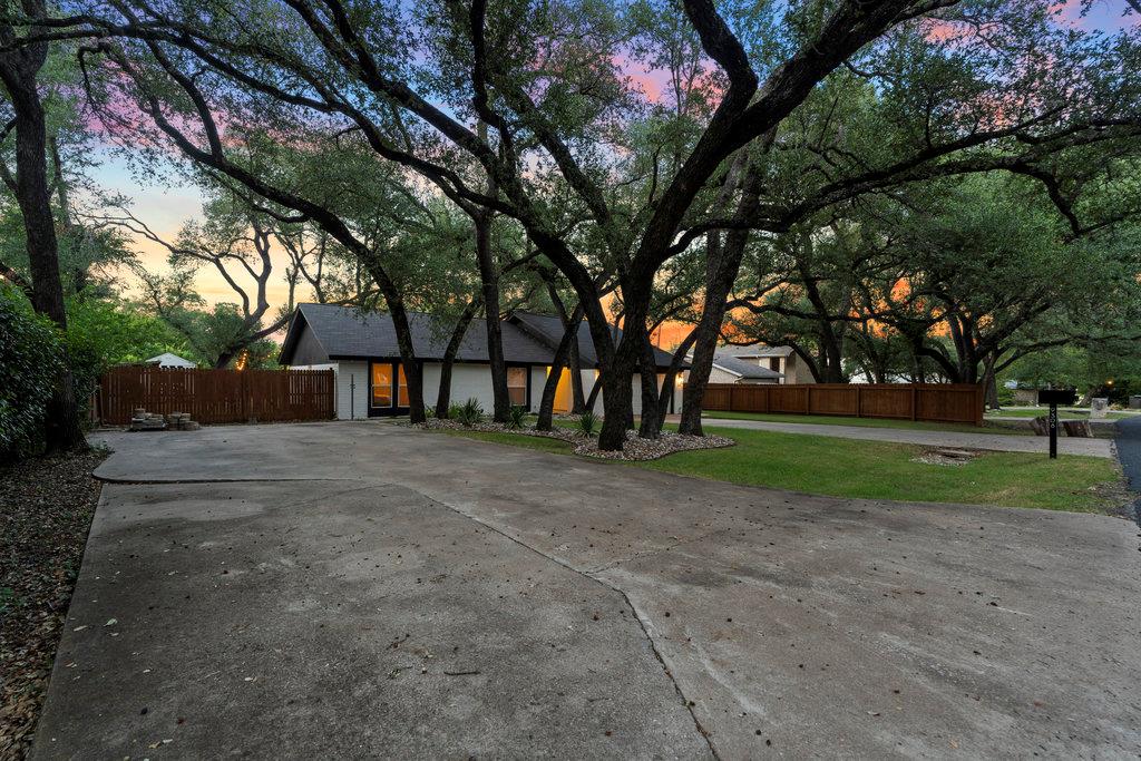 9308 Meadowheath Dr, Austin, TX 78729