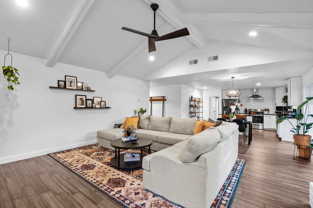 9308 Meadowheath Dr, Austin, TX 78729