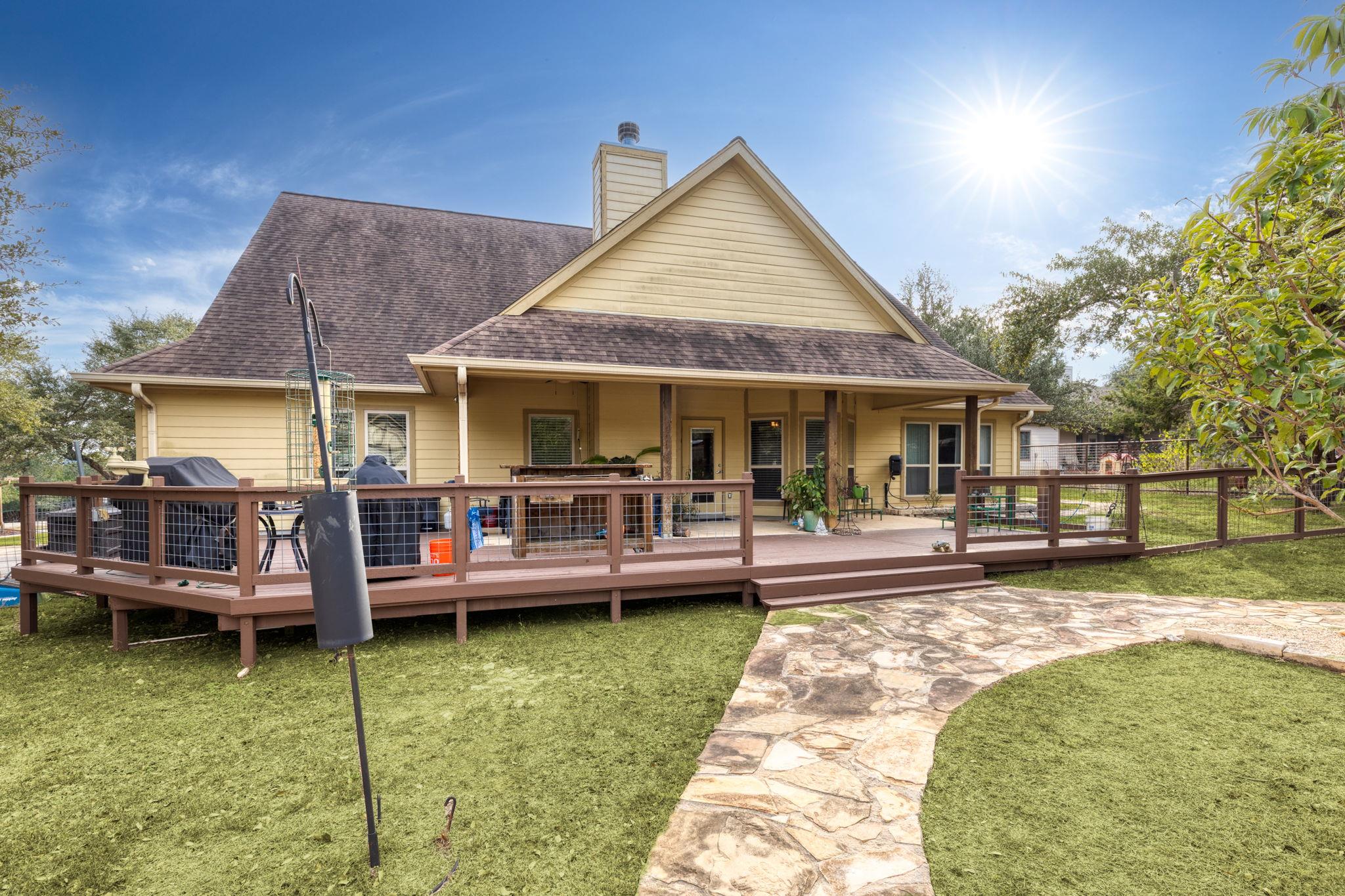 1291 Mossy Holw, Spring Branch, TX 78070