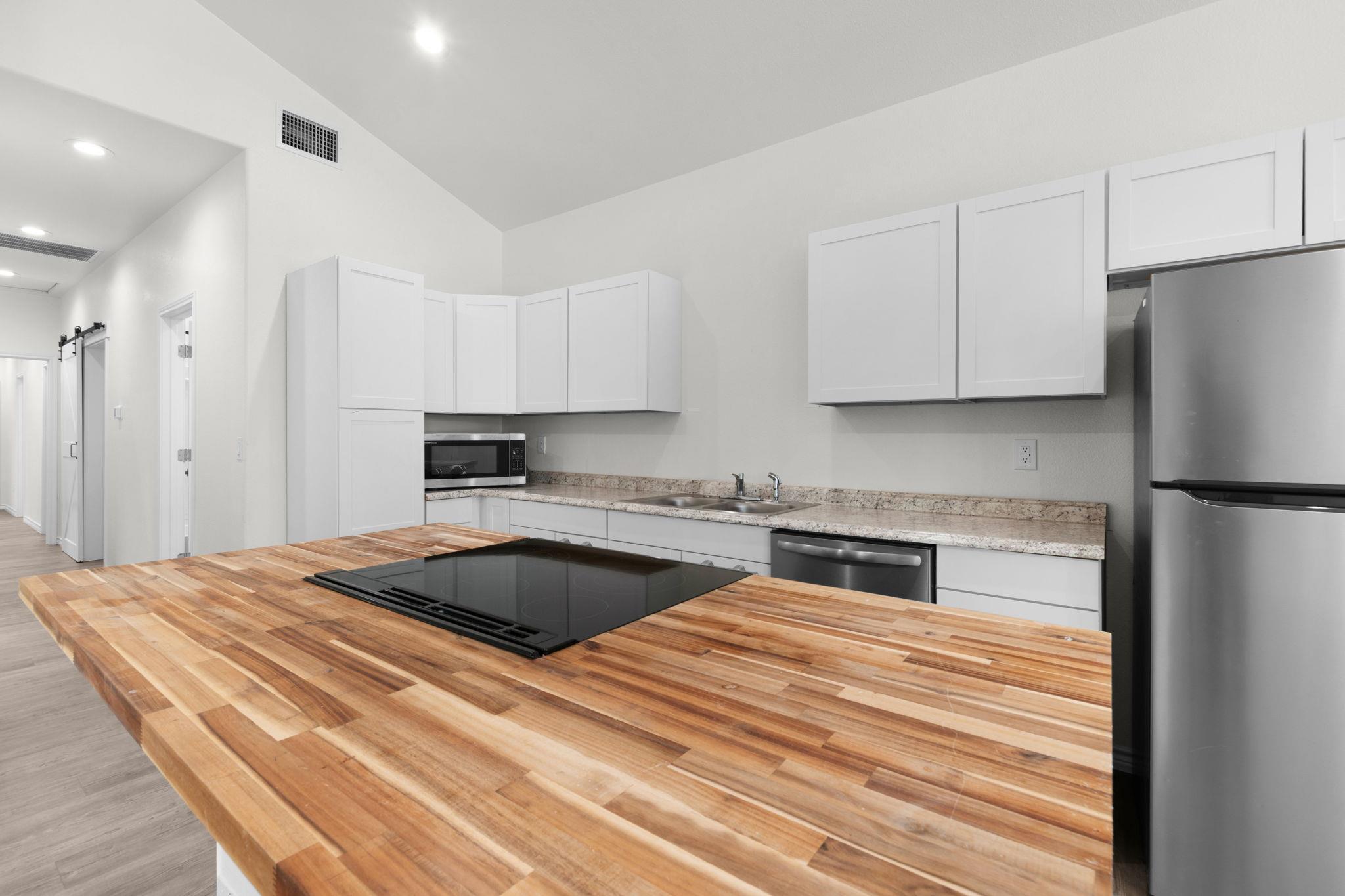 834 Waco St, Kingsland, TX 78639