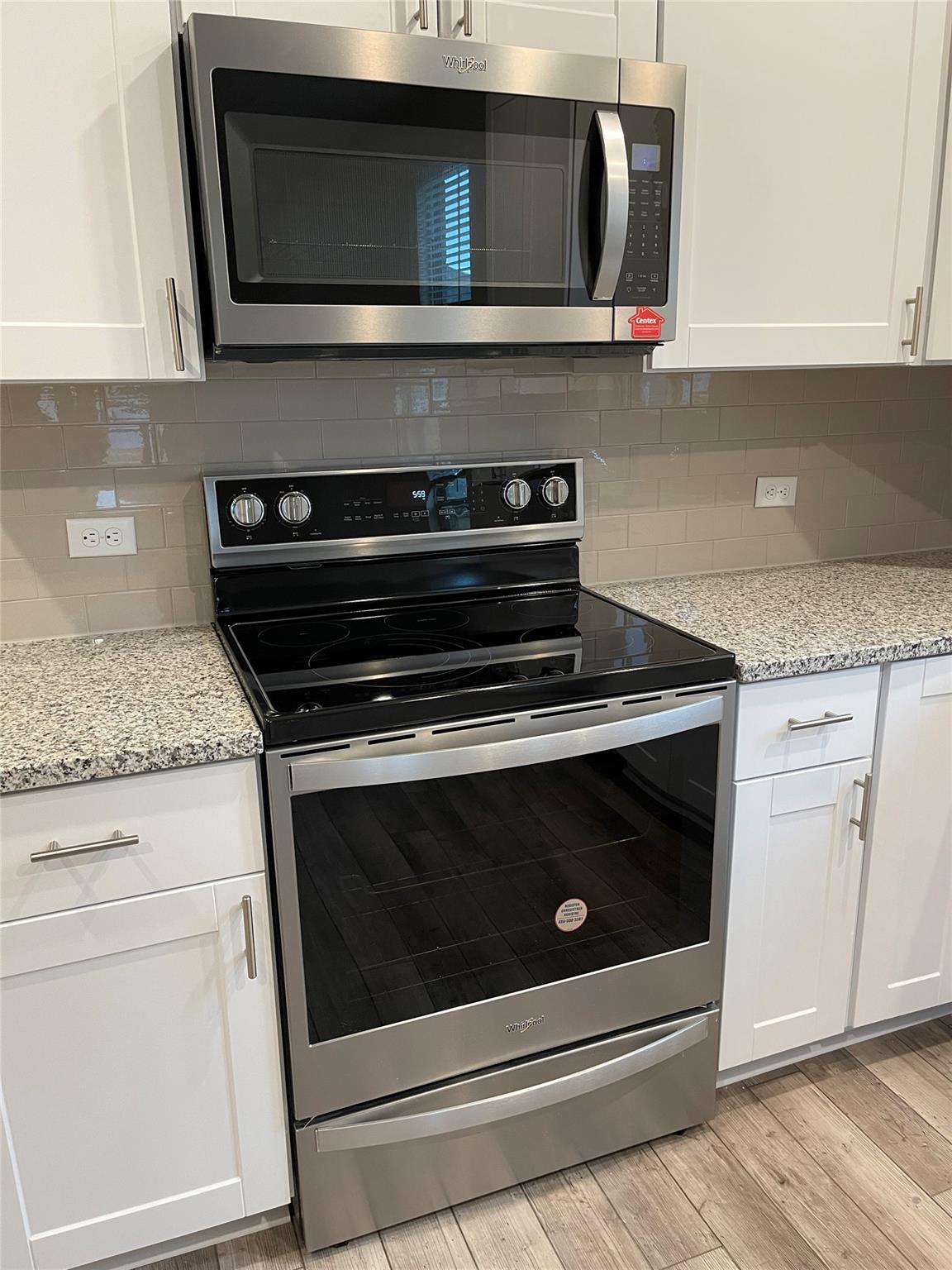 105 Onna St, Taylor, TX 76574