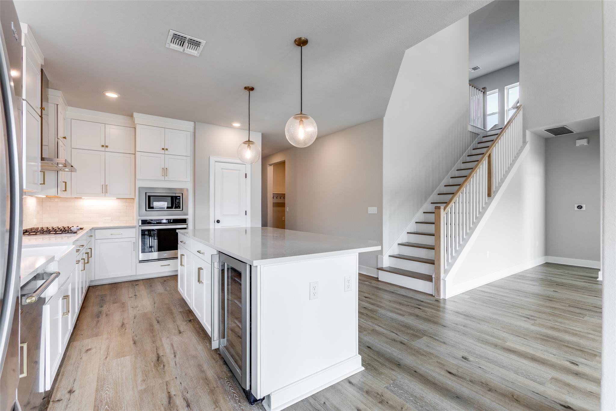 8317 Yokohama Ter, Austin, TX 78744