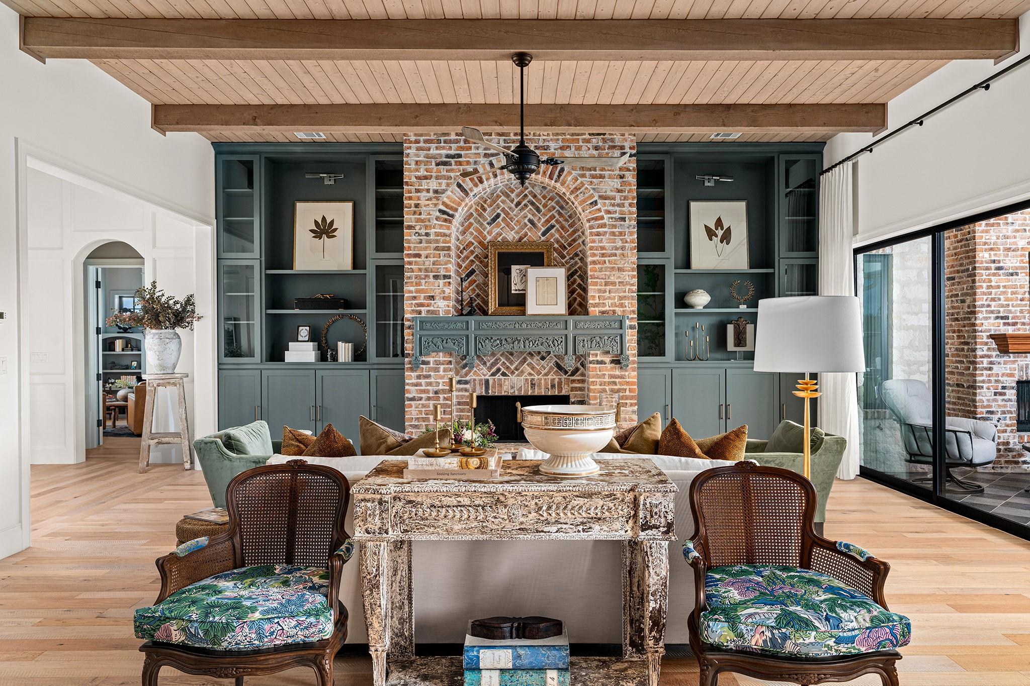 4412 Comanche Trace Dr, Kerrville, TX 78028