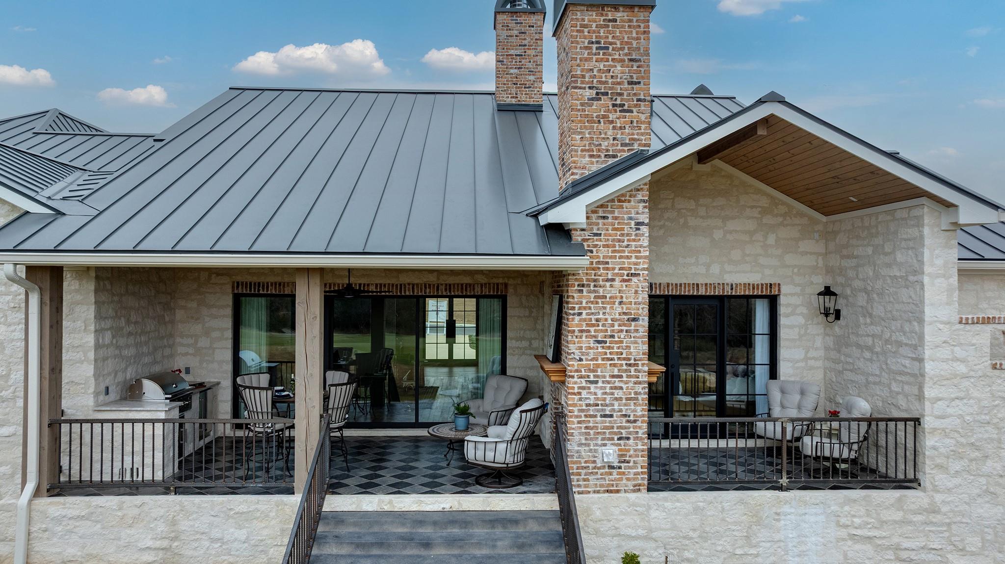 4412 Comanche Trace Dr, Kerrville, TX 78028