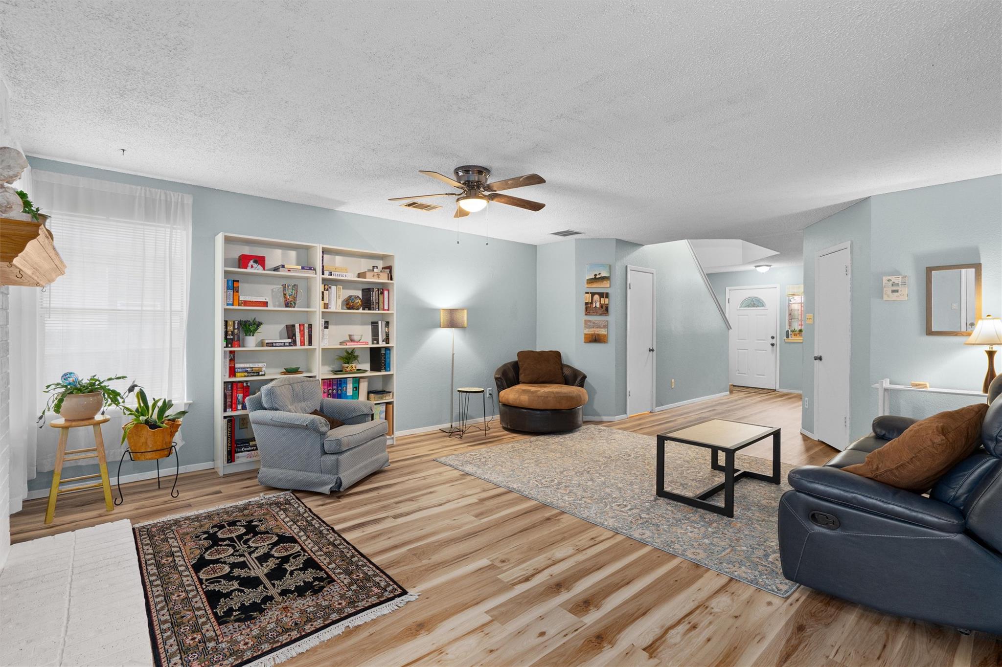 534 Broken Feather Trl, Pflugerville, TX 78660