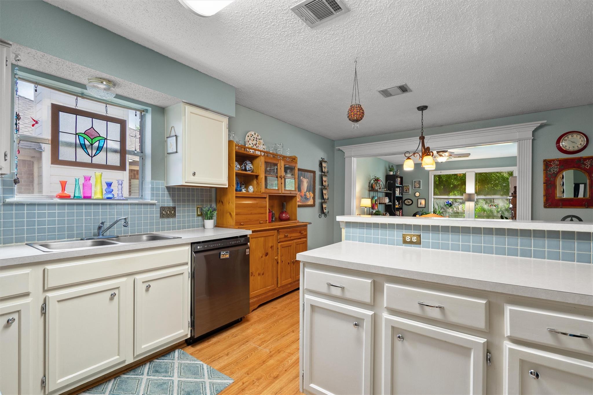 534 Broken Feather Trl, Pflugerville, TX 78660