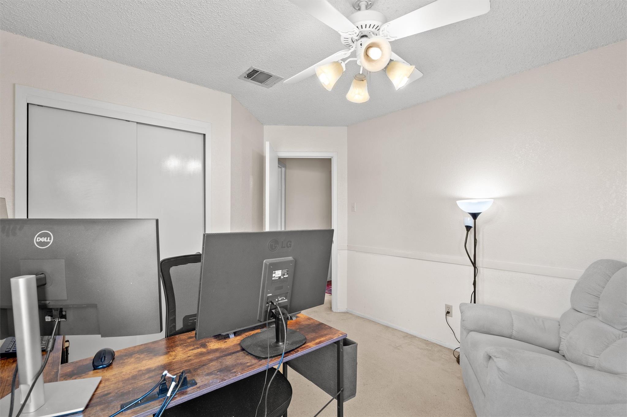 534 Broken Feather Trl, Pflugerville, TX 78660