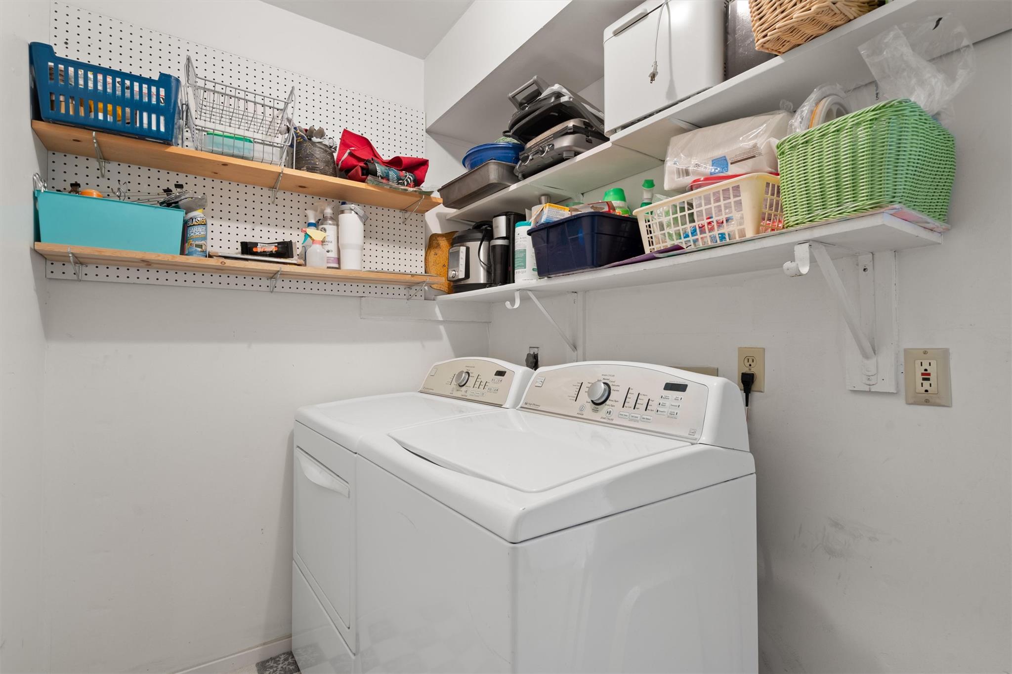 534 Broken Feather Trl, Pflugerville, TX 78660