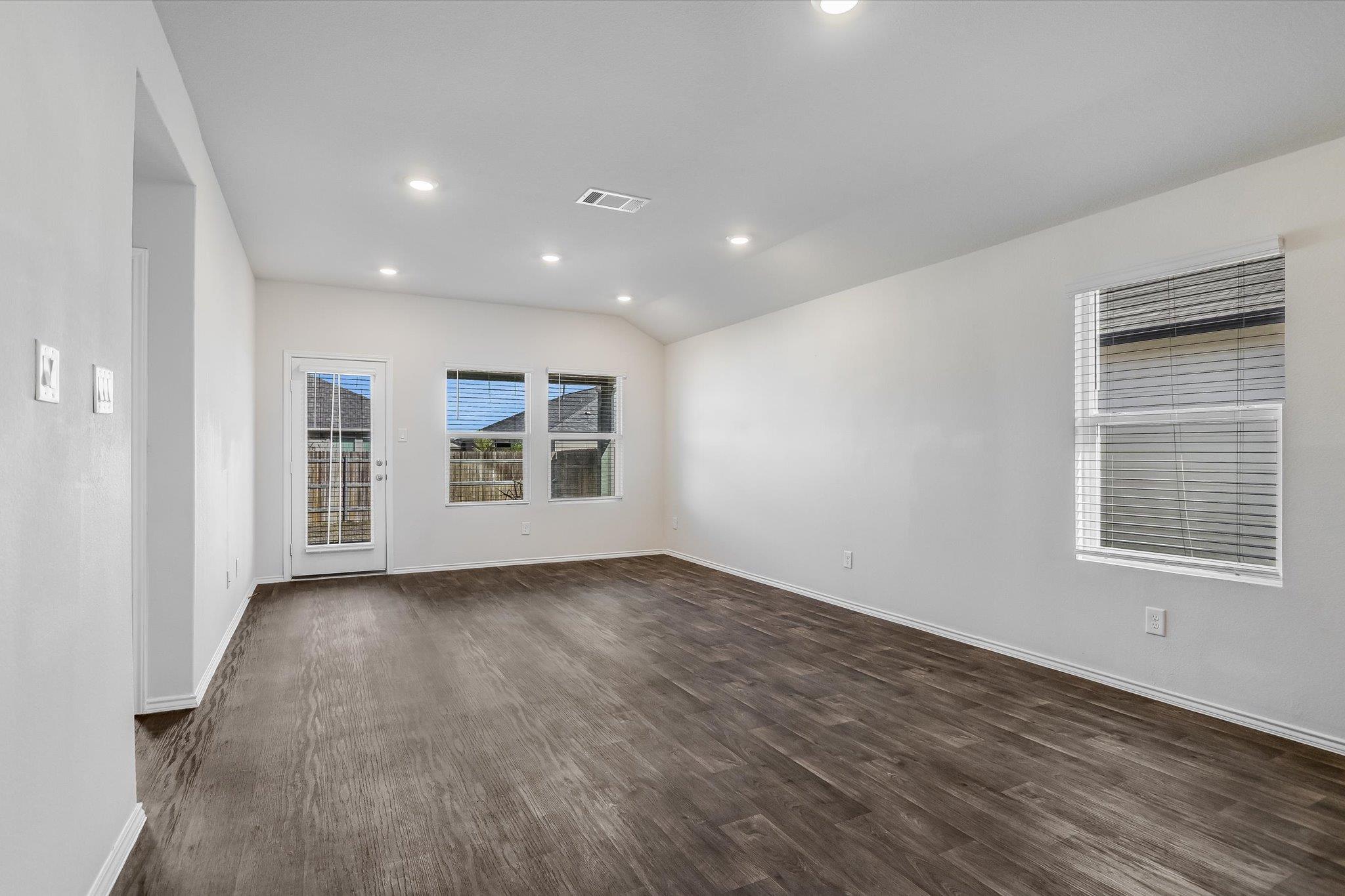 133 Duckhorn Pass, San Marcos, TX 78666