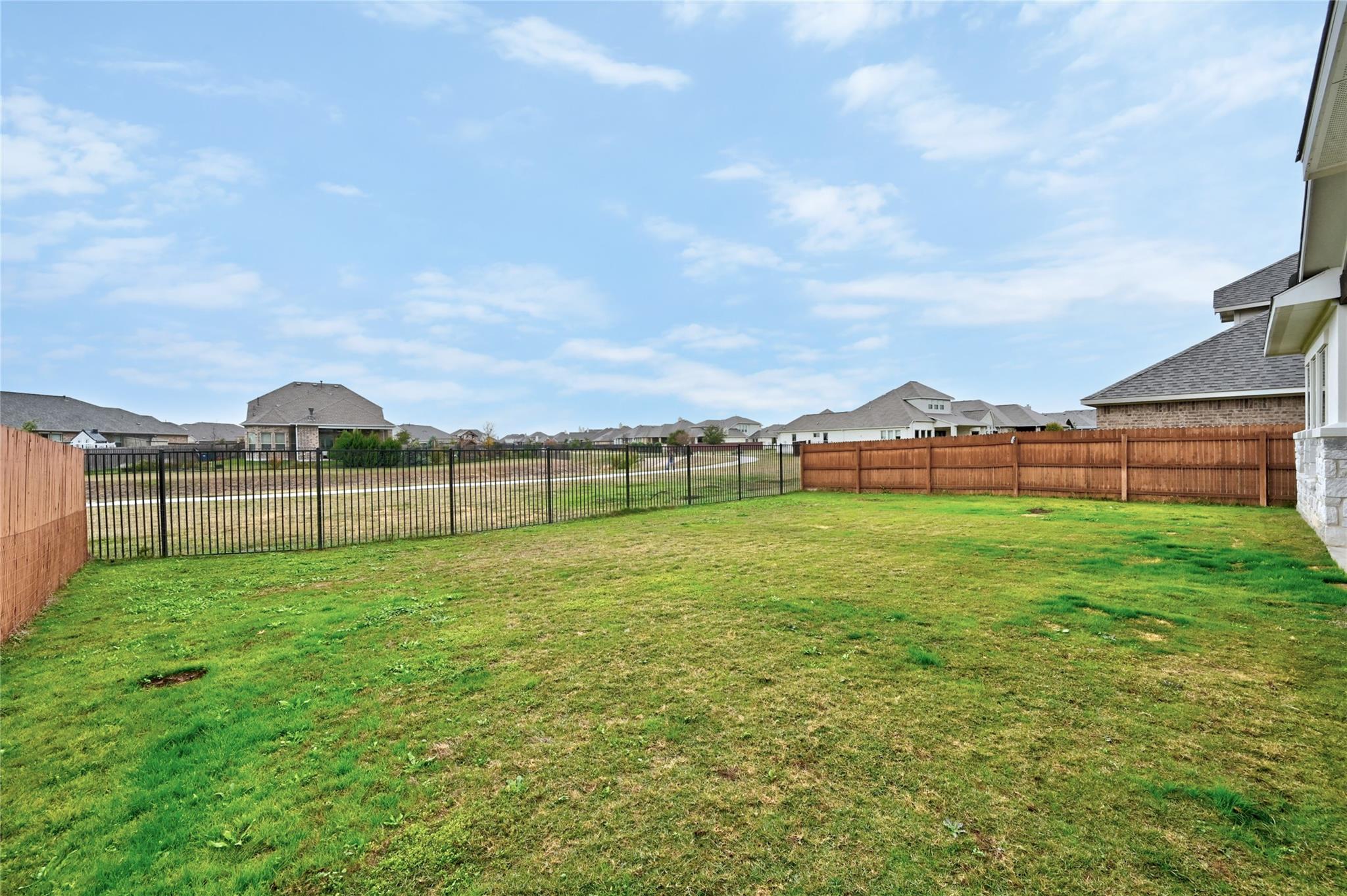 428 Texon Dr, Liberty Hill, TX 78642