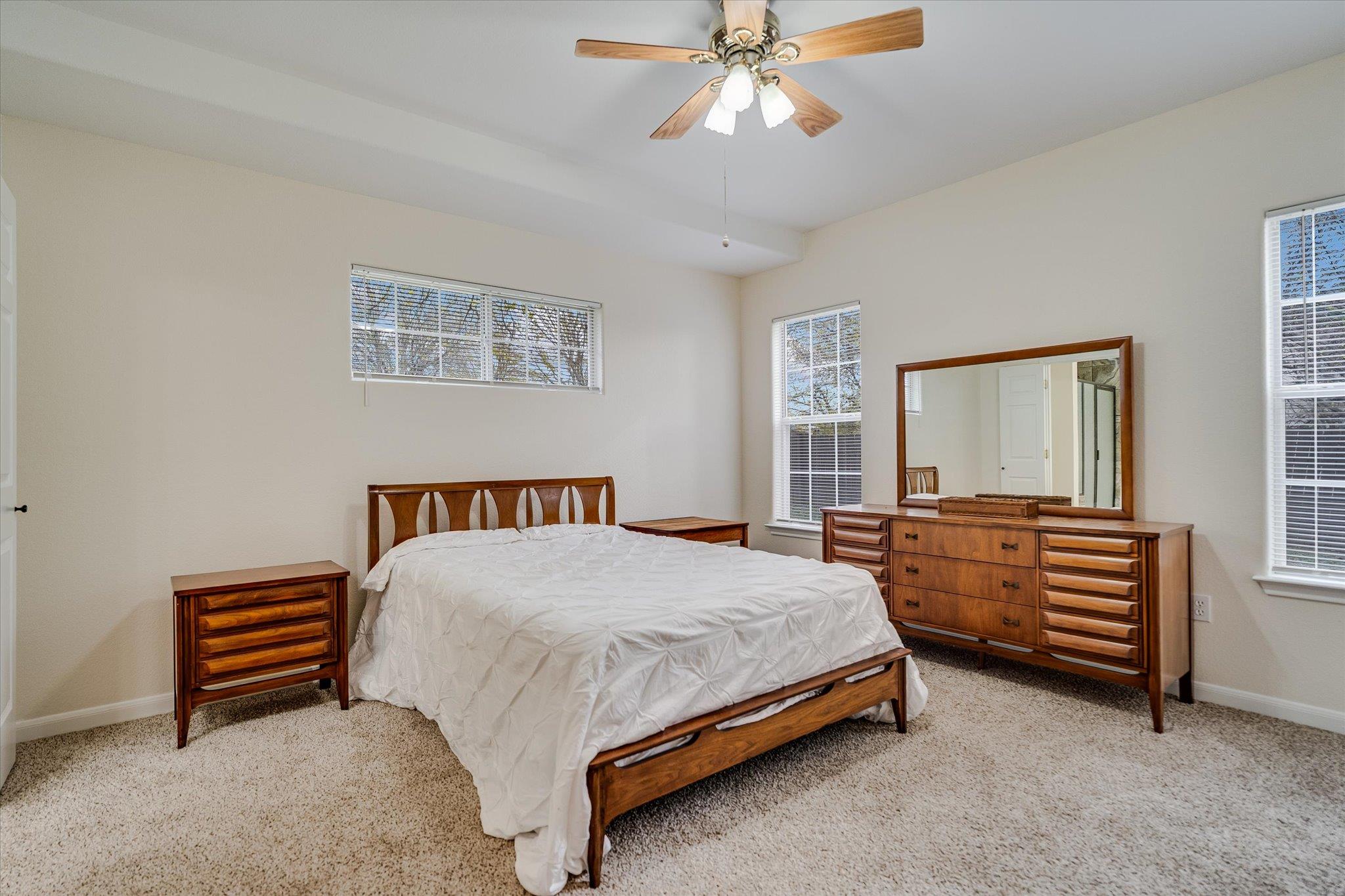 134 Laumaia Ln, Bastrop, TX 78602