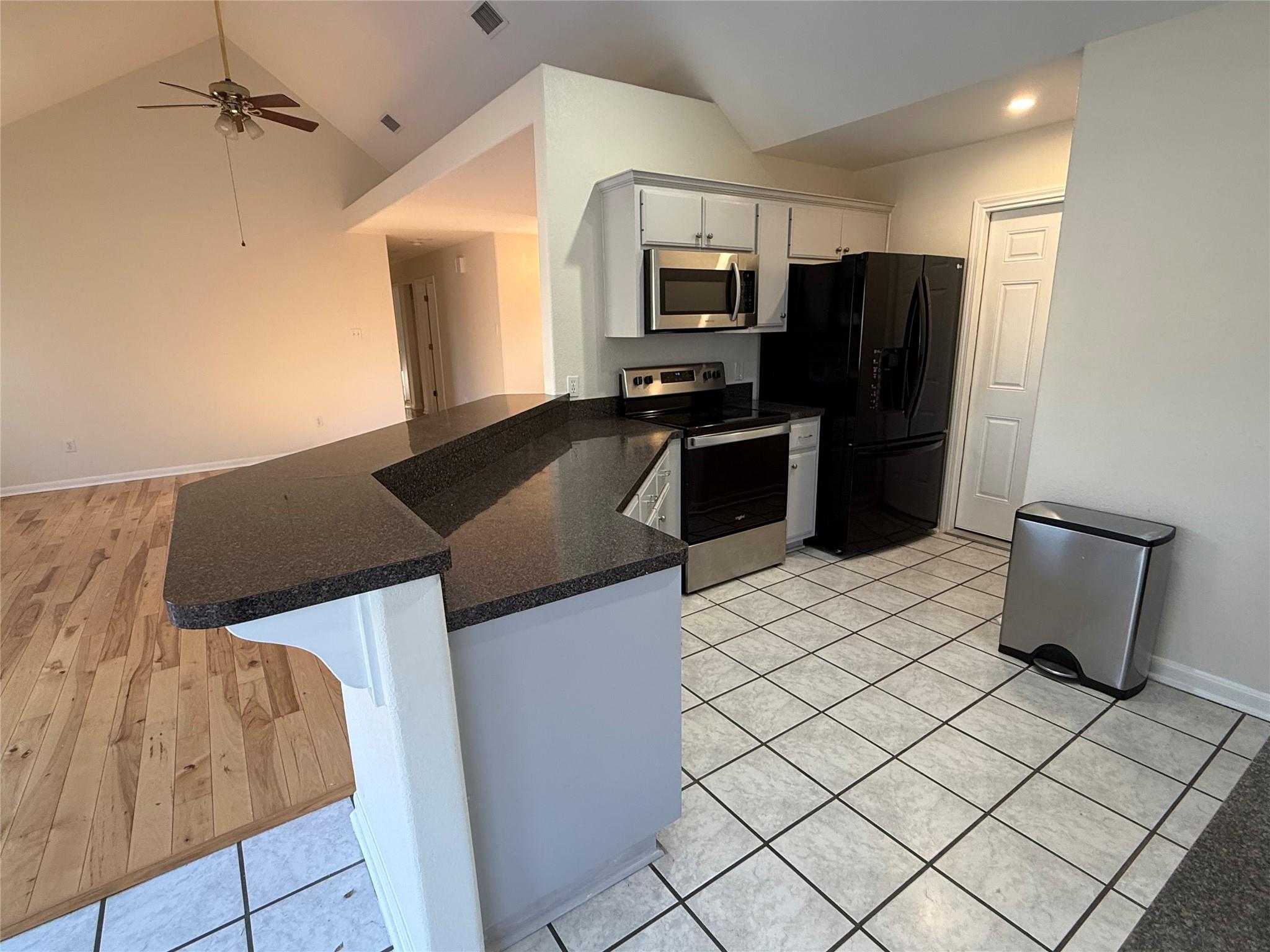 134 Laumaia Ln, Bastrop, TX 78602