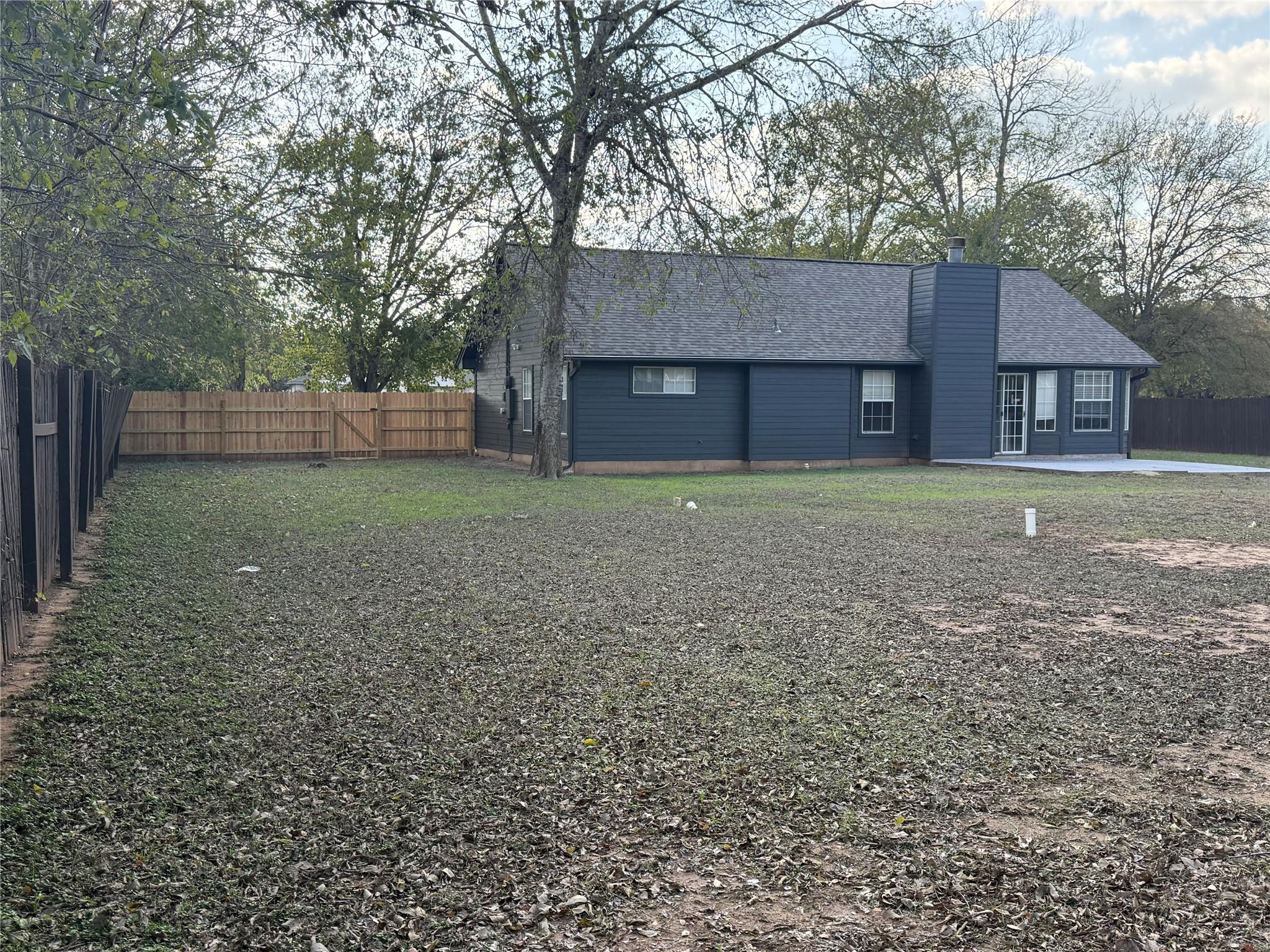 134 Laumaia Ln, Bastrop, TX 78602