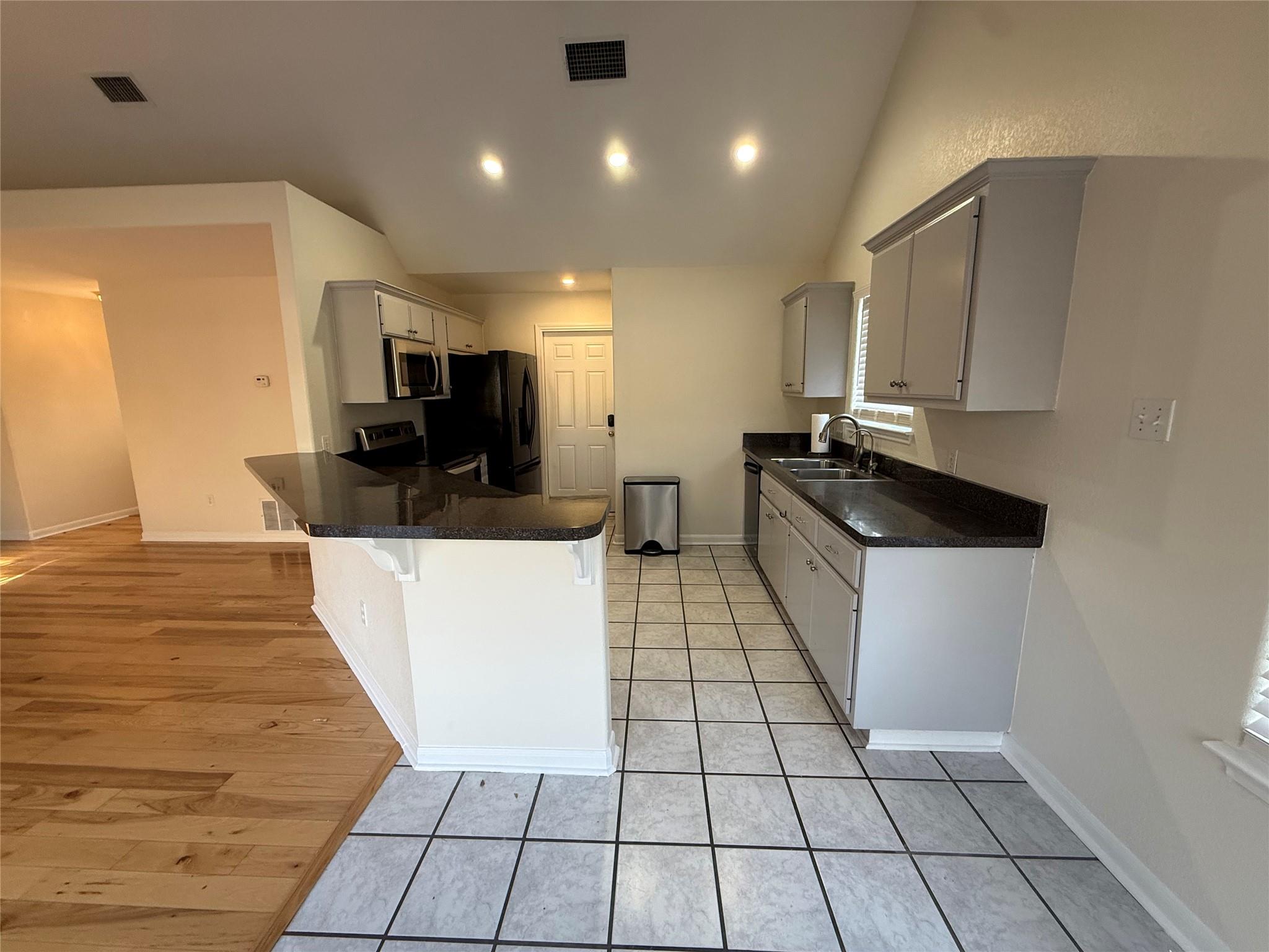 134 Laumaia Ln, Bastrop, TX 78602