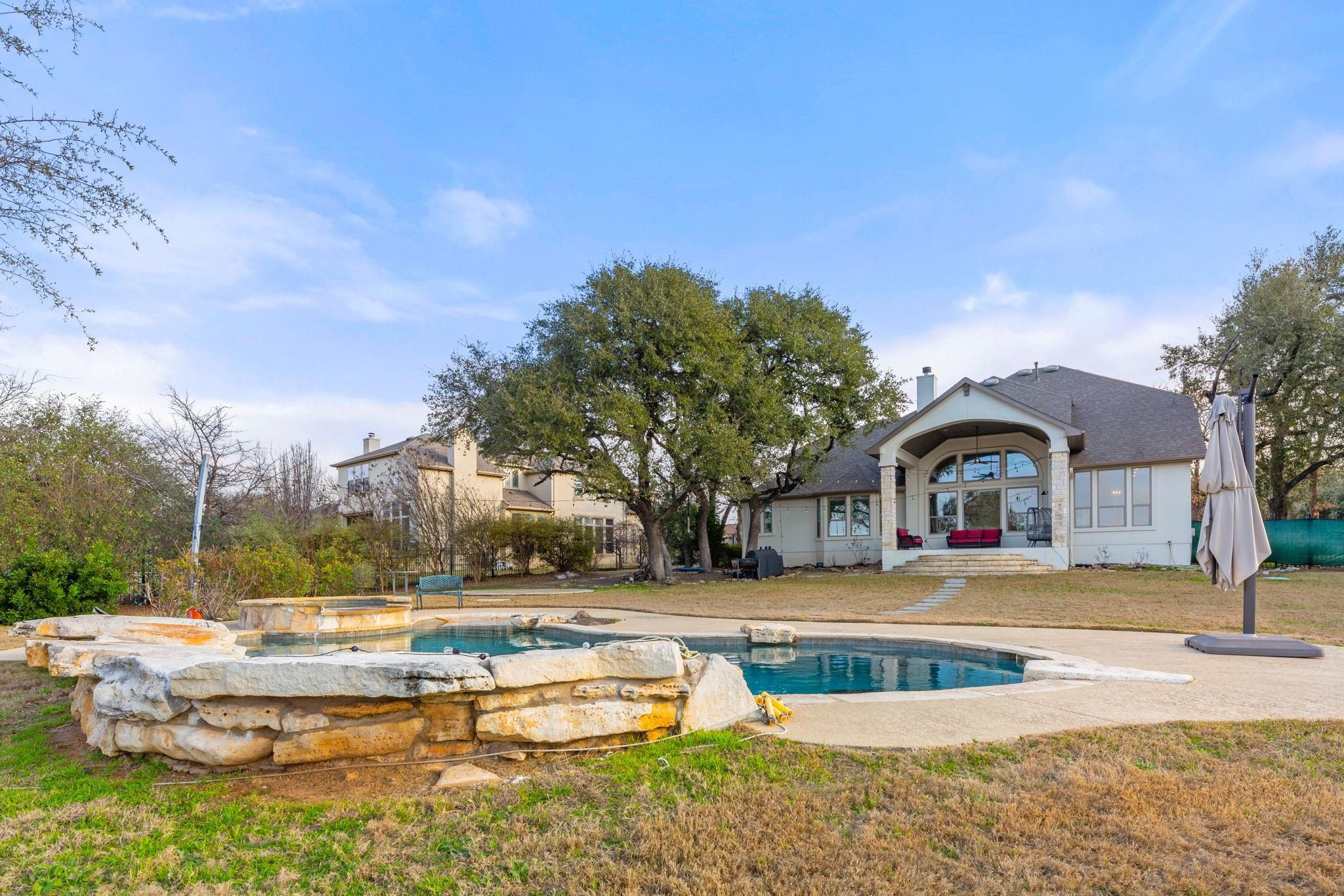 3013 Vista Heights Dr, Leander, TX 78641