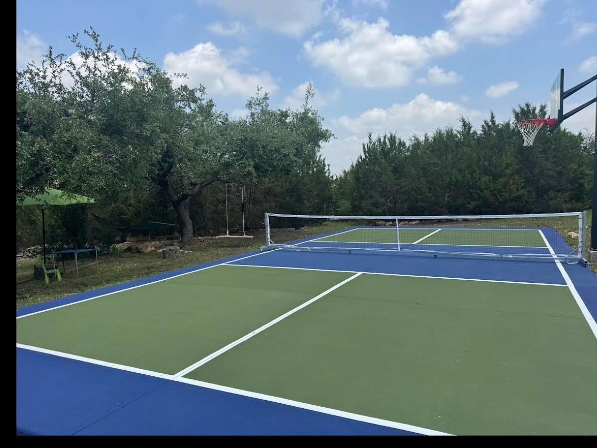 3013 Vista Heights Dr, Leander, TX 78641