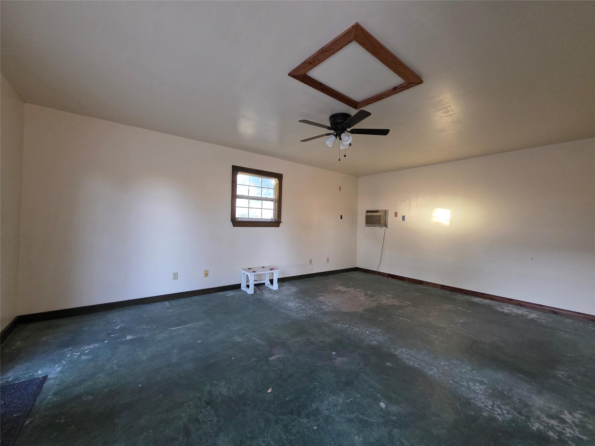 9506 Schmidt Ln, Manor, TX 78653