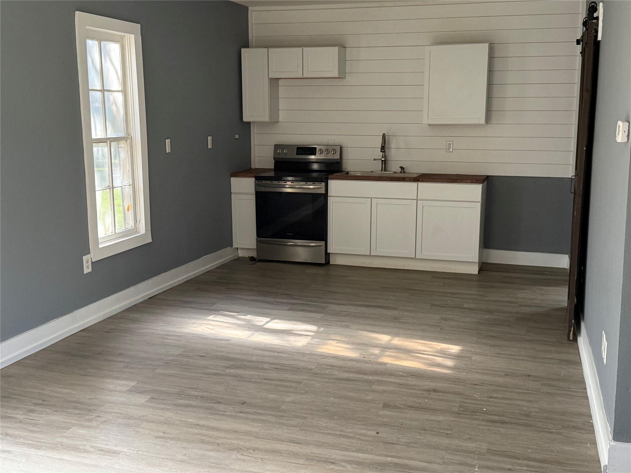 1402 Fayette St, Bastrop, TX 78602