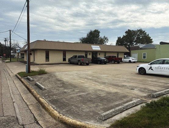 115 N Central St, Cameron, TX 76520