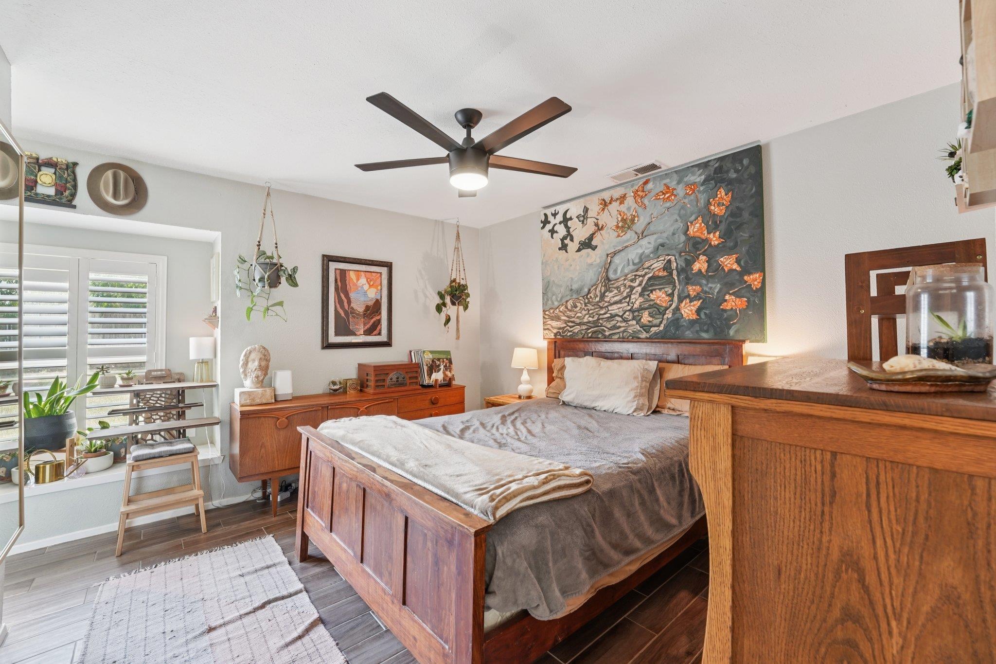 1213 S Trace Dr, Austin, TX 78745