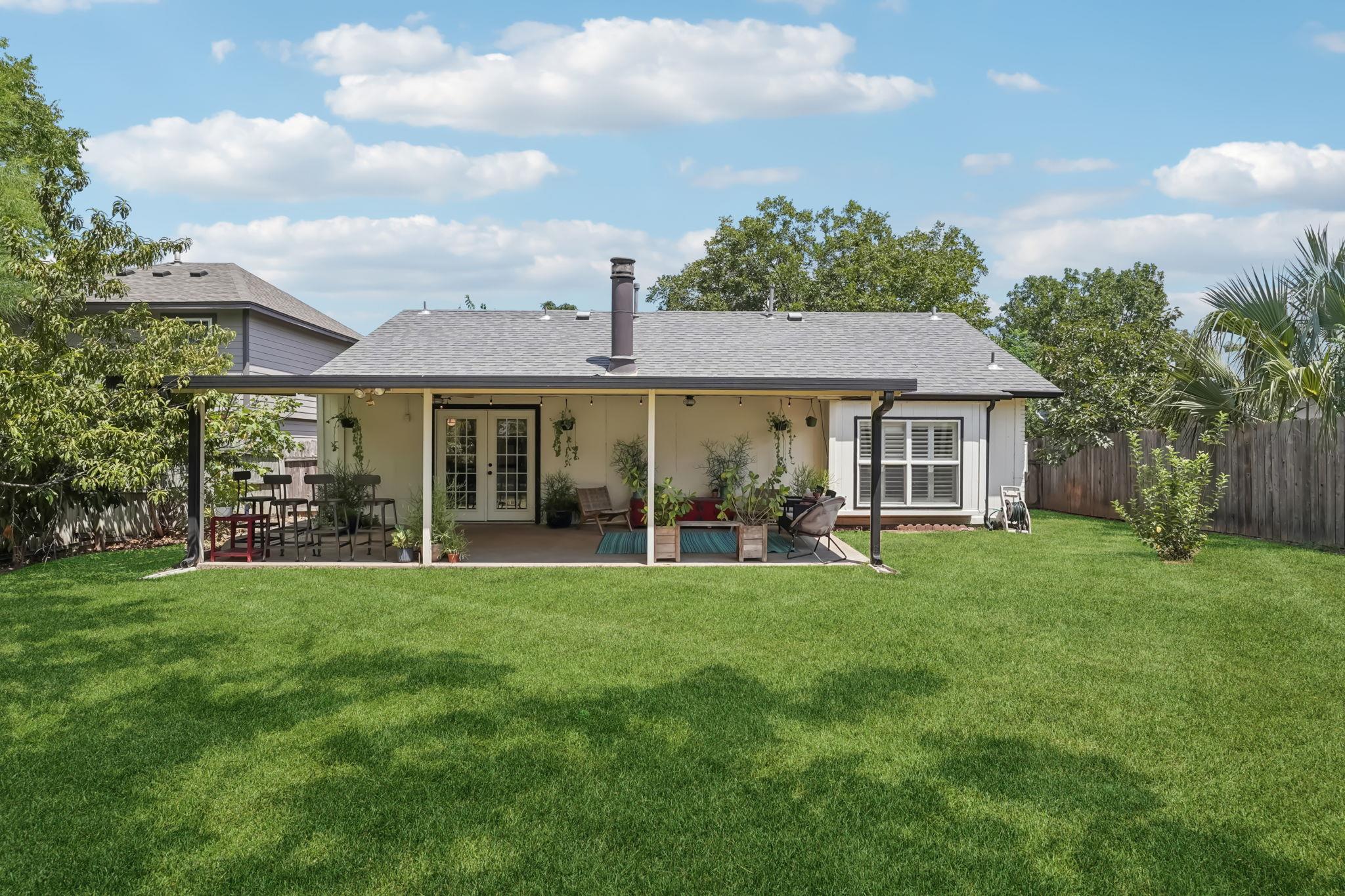 1213 S Trace Dr, Austin, TX 78745