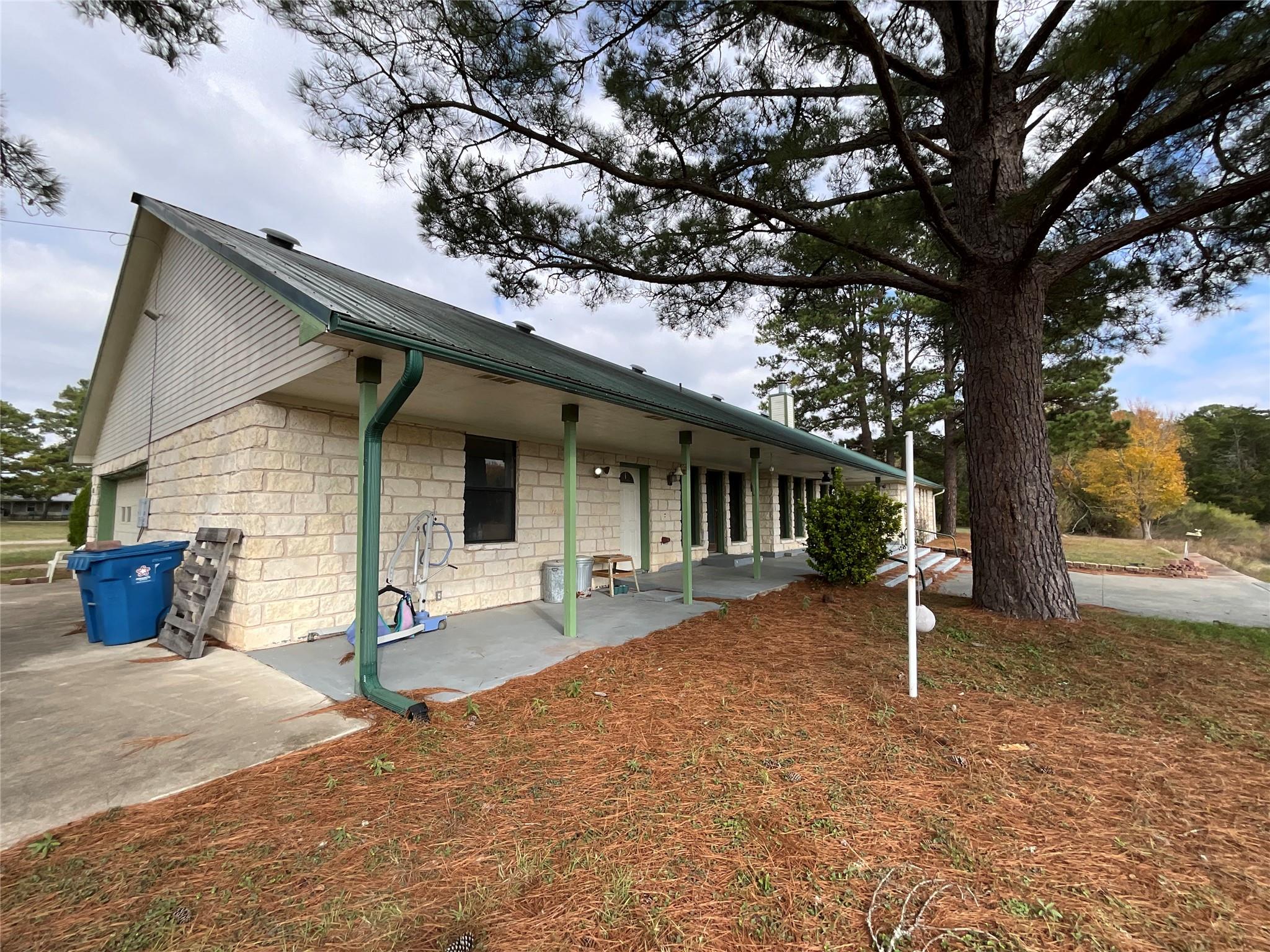 116 Shore Front Dr, Bastrop, TX 78602