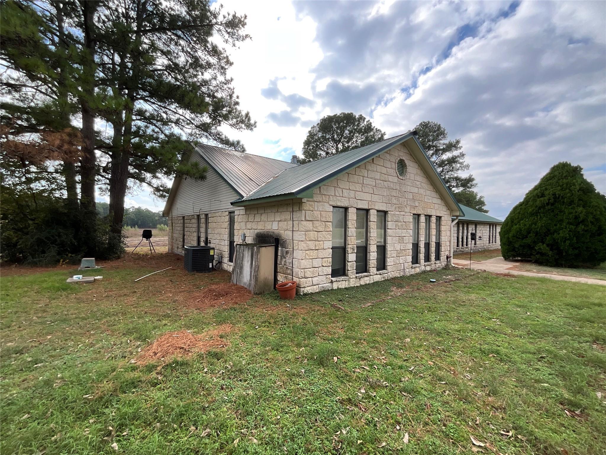 116 Shore Front Dr, Bastrop, TX 78602