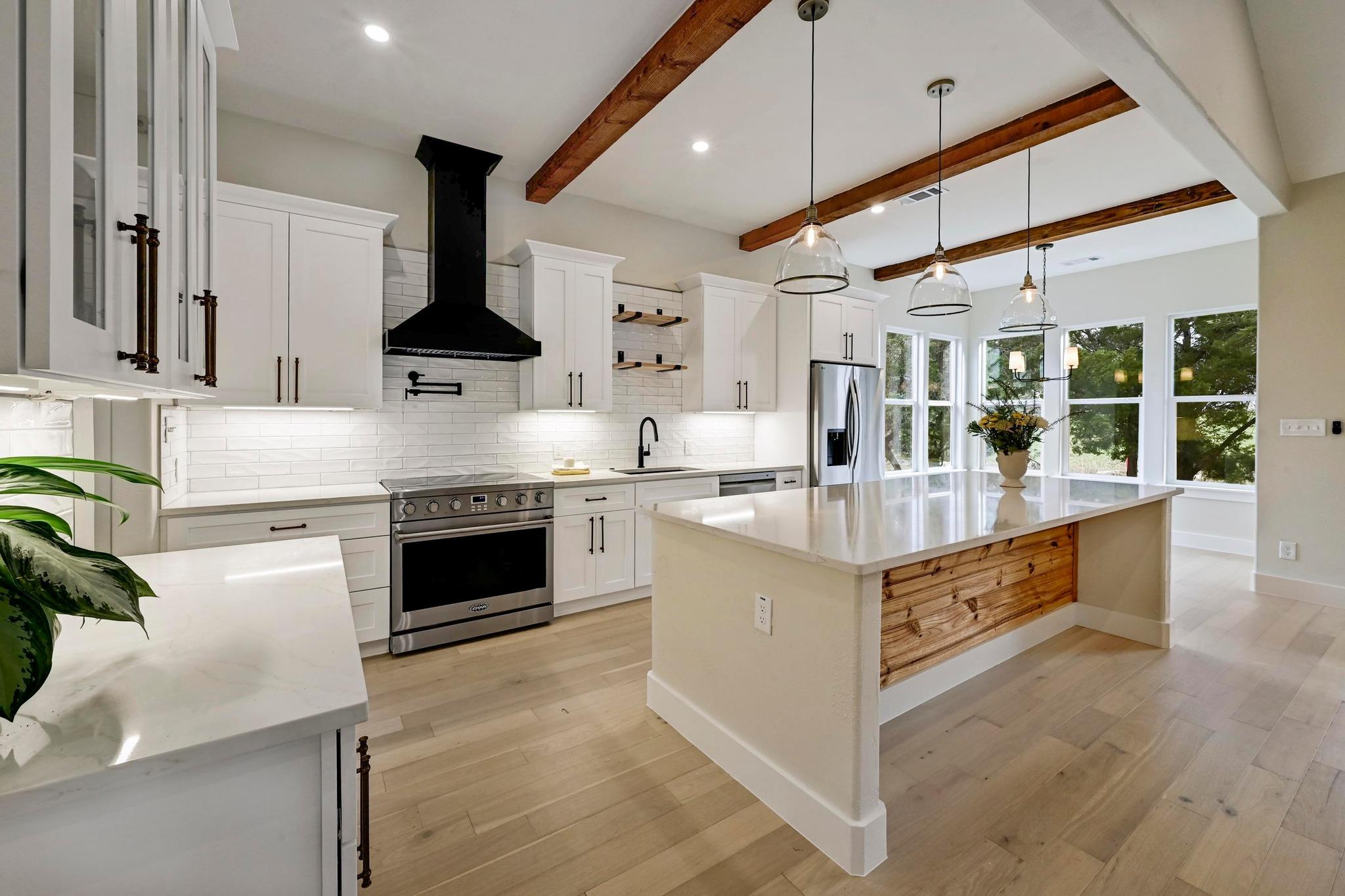 1321 Prospect Cir, Horseshoe Bay, TX 78657