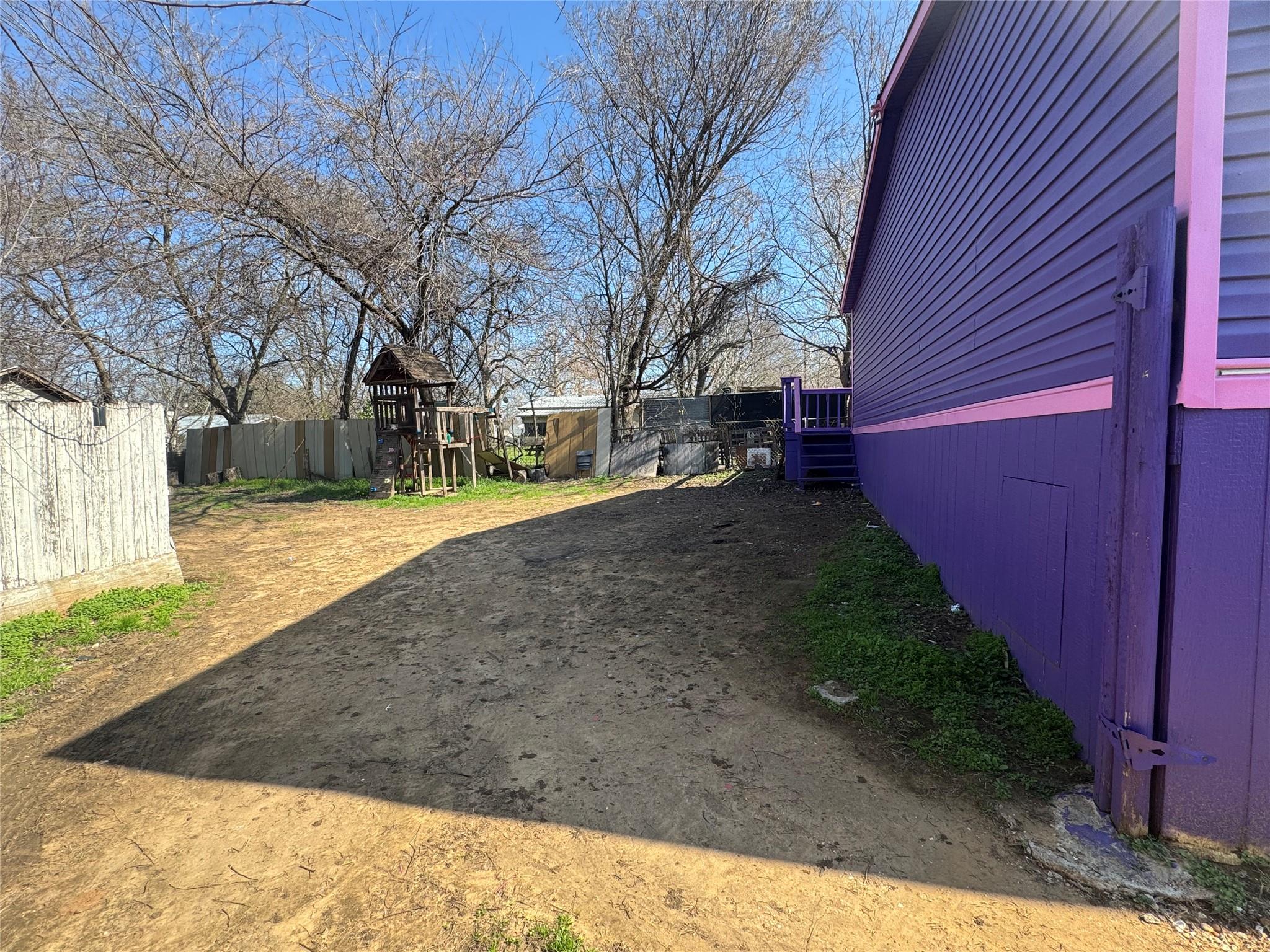 404 W Cleveland St # 1/2, Elgin, TX 78621