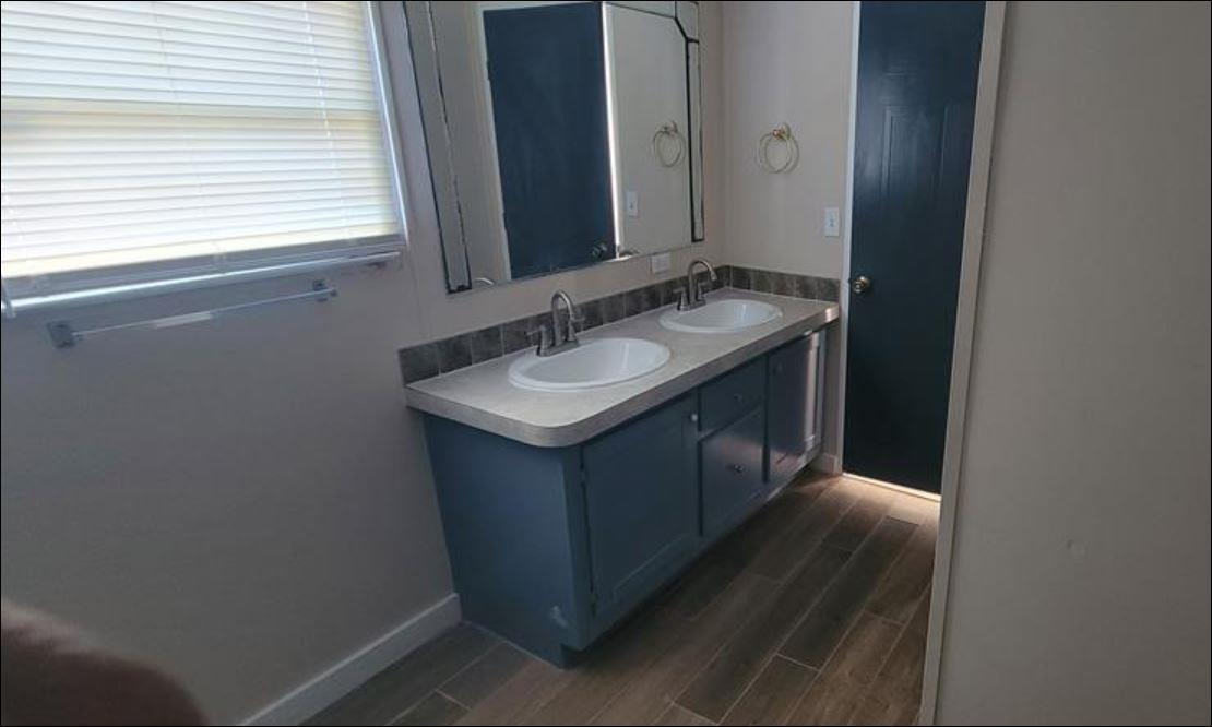 404 W Cleveland St # 1/2, Elgin, TX 78621