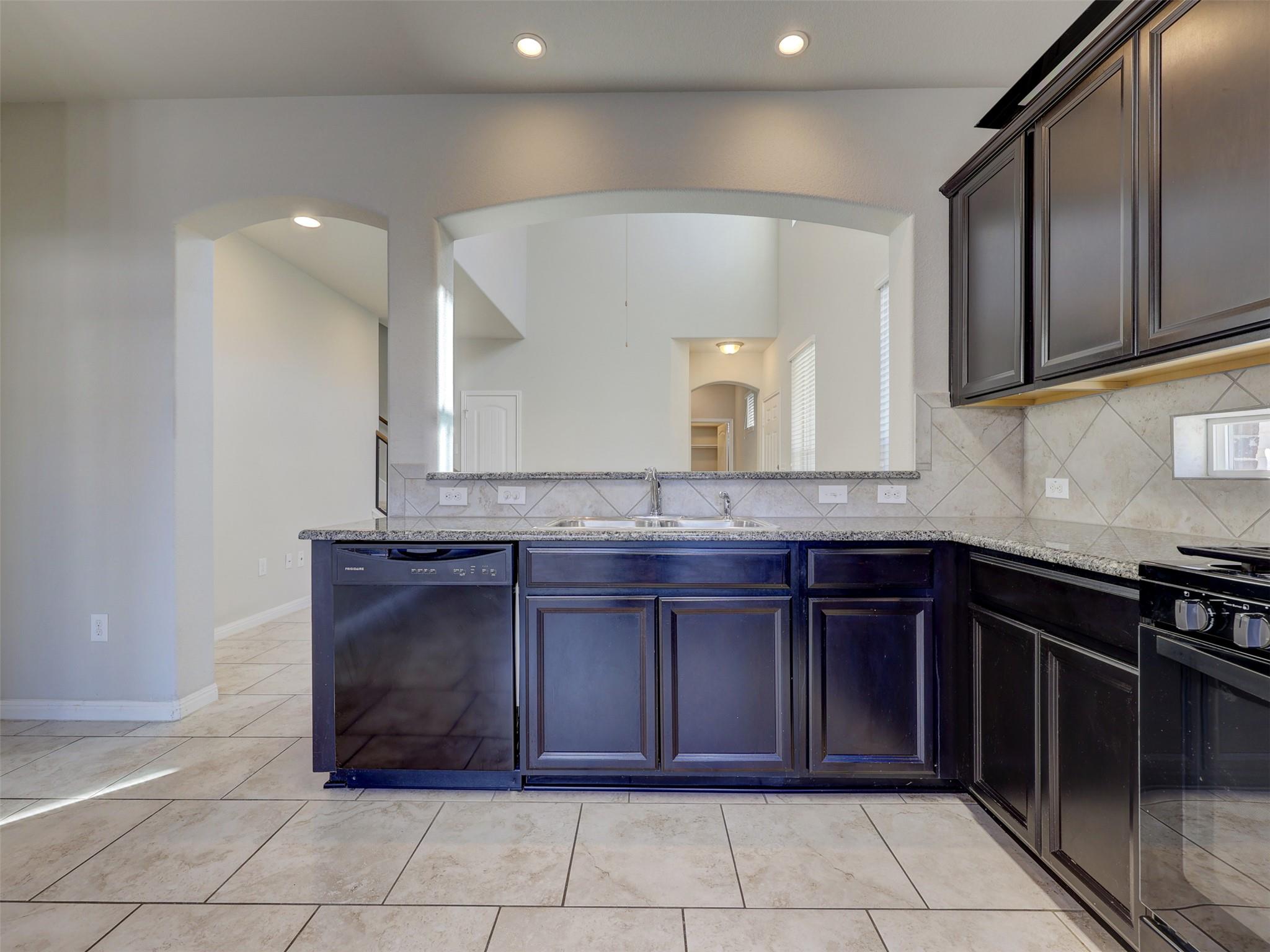 408 Epiphany Ln, Pflugerville, TX 78660