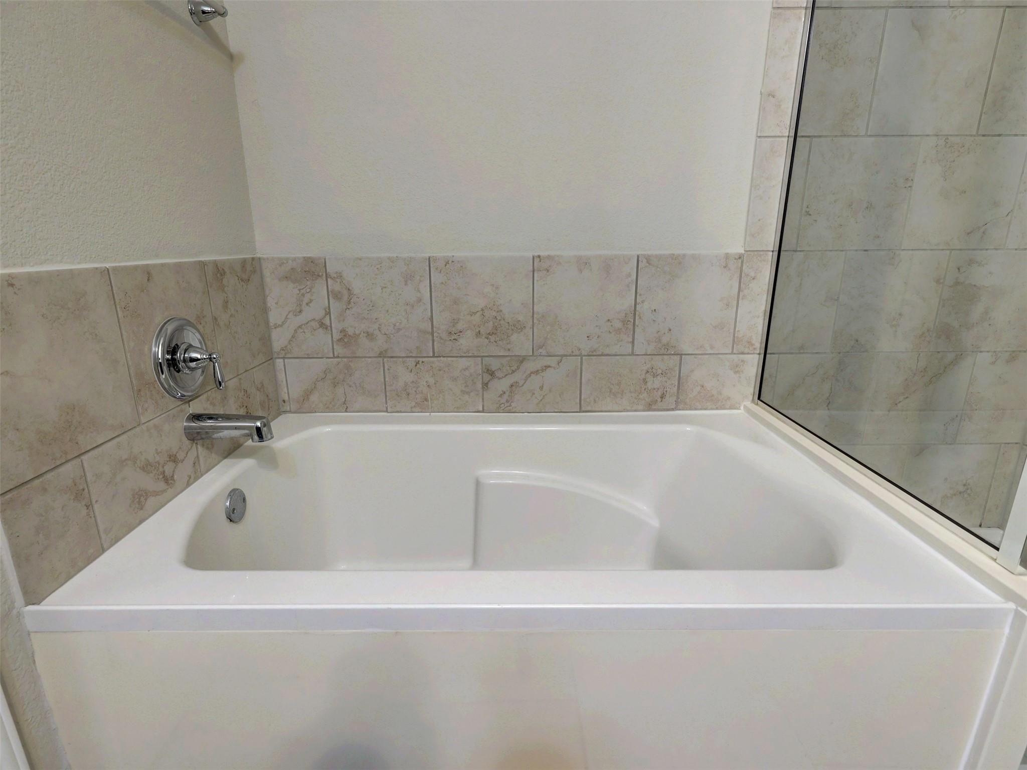 408 Epiphany Ln, Pflugerville, TX 78660