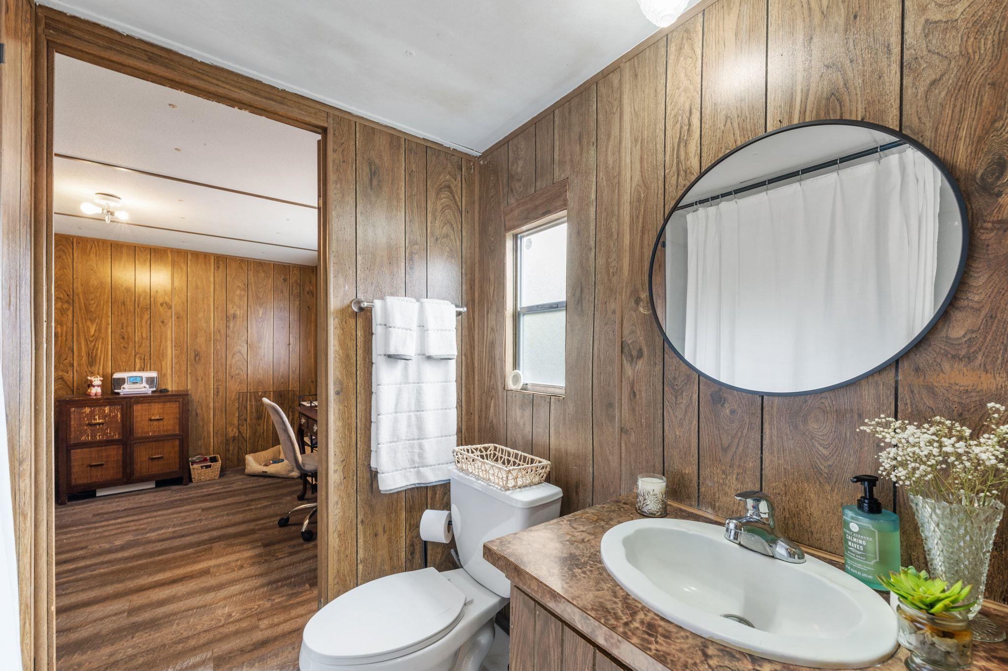 5811 Nancy Dr, Austin, TX 78745