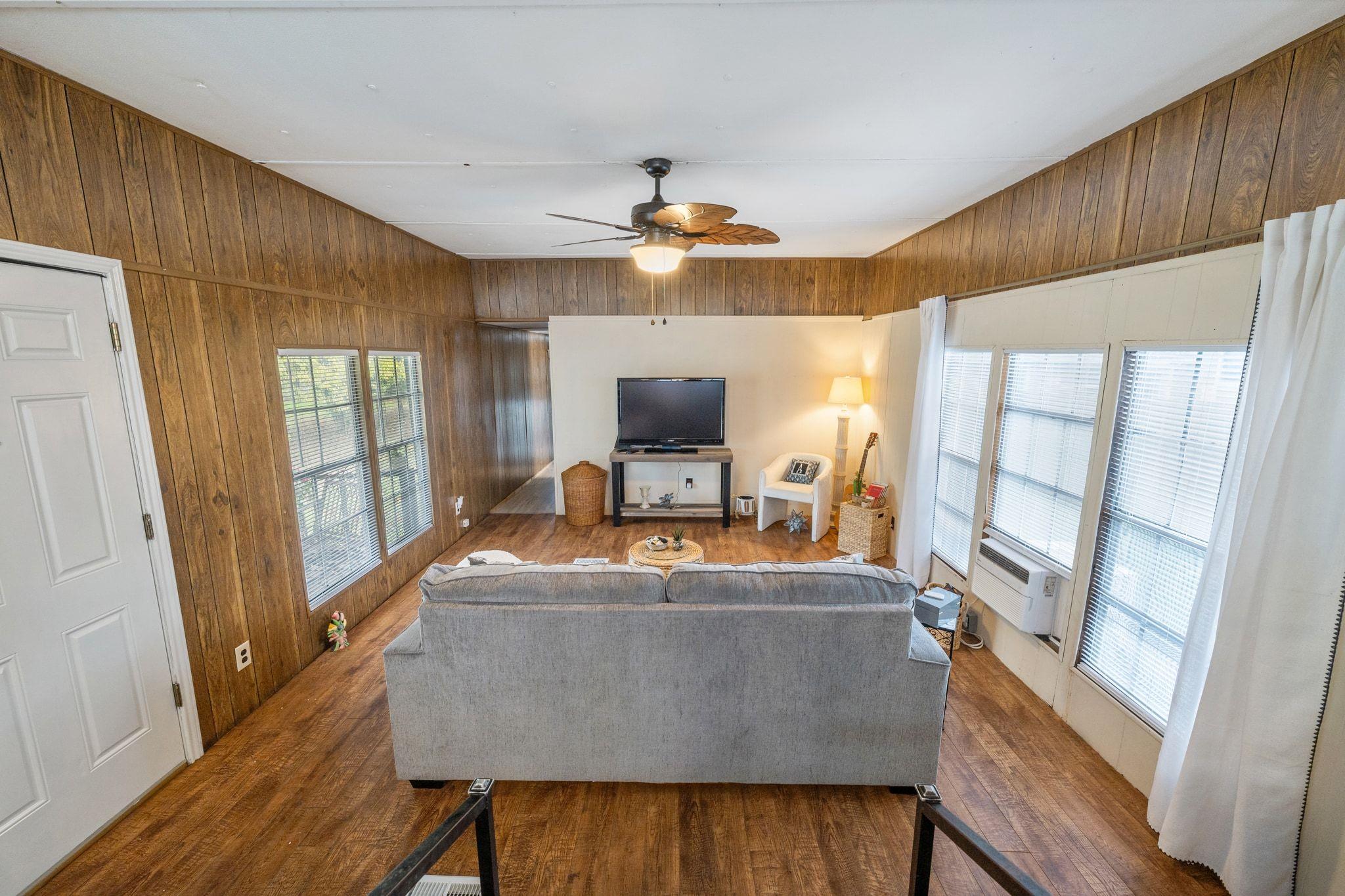 5811 Nancy Dr, Austin, TX 78745