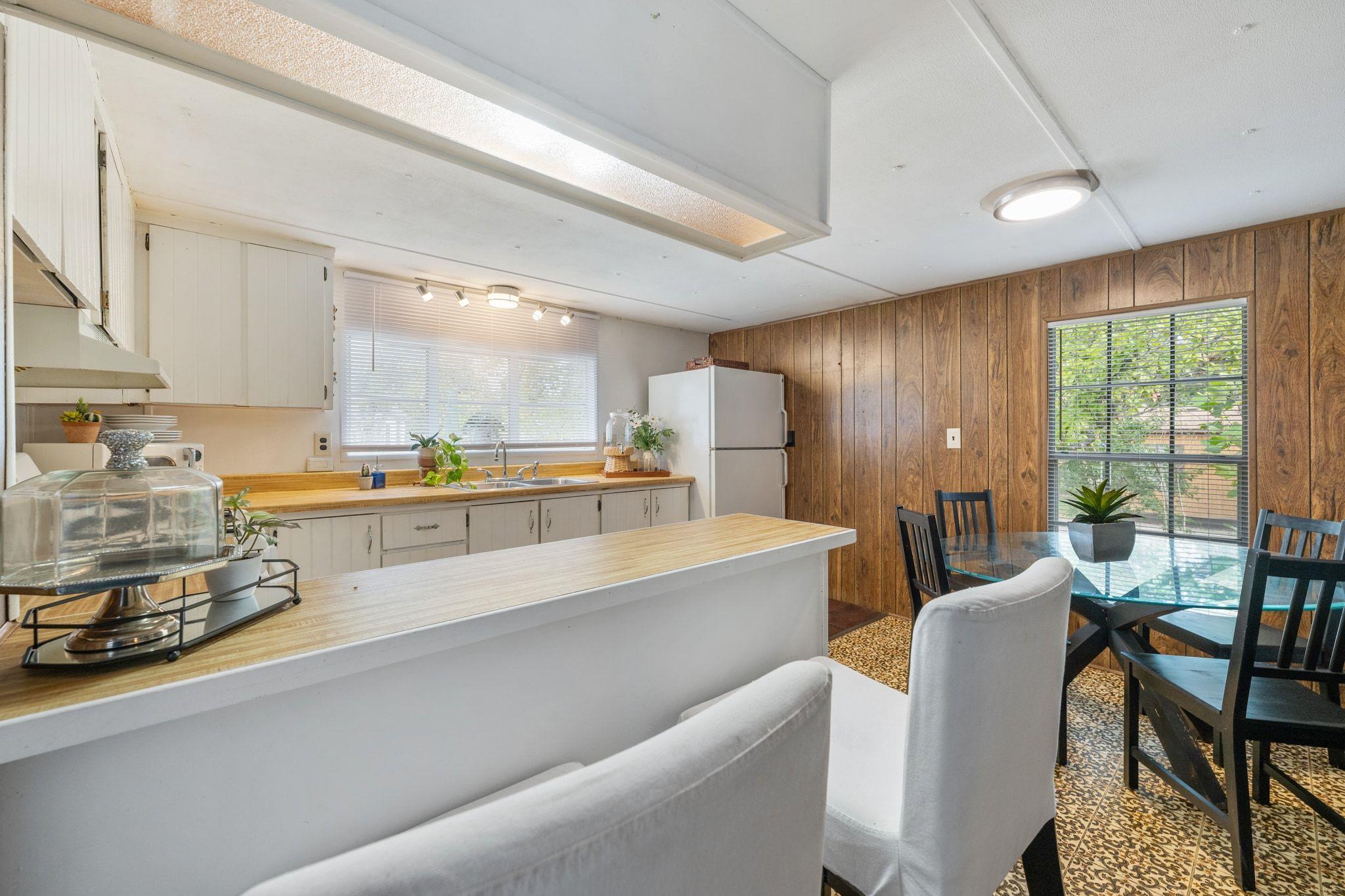 5811 Nancy Dr, Austin, TX 78745