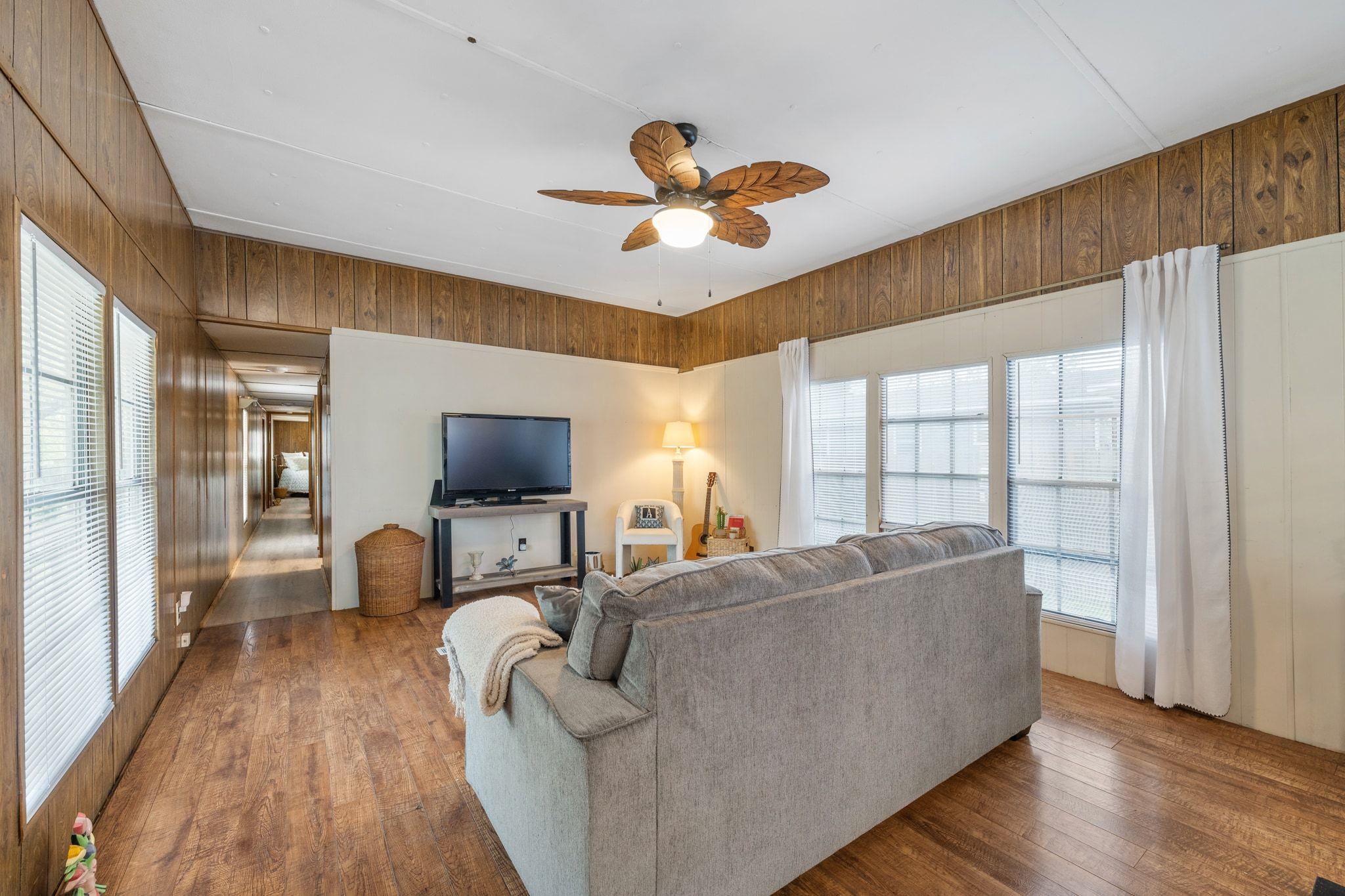 5811 Nancy Dr, Austin, TX 78745